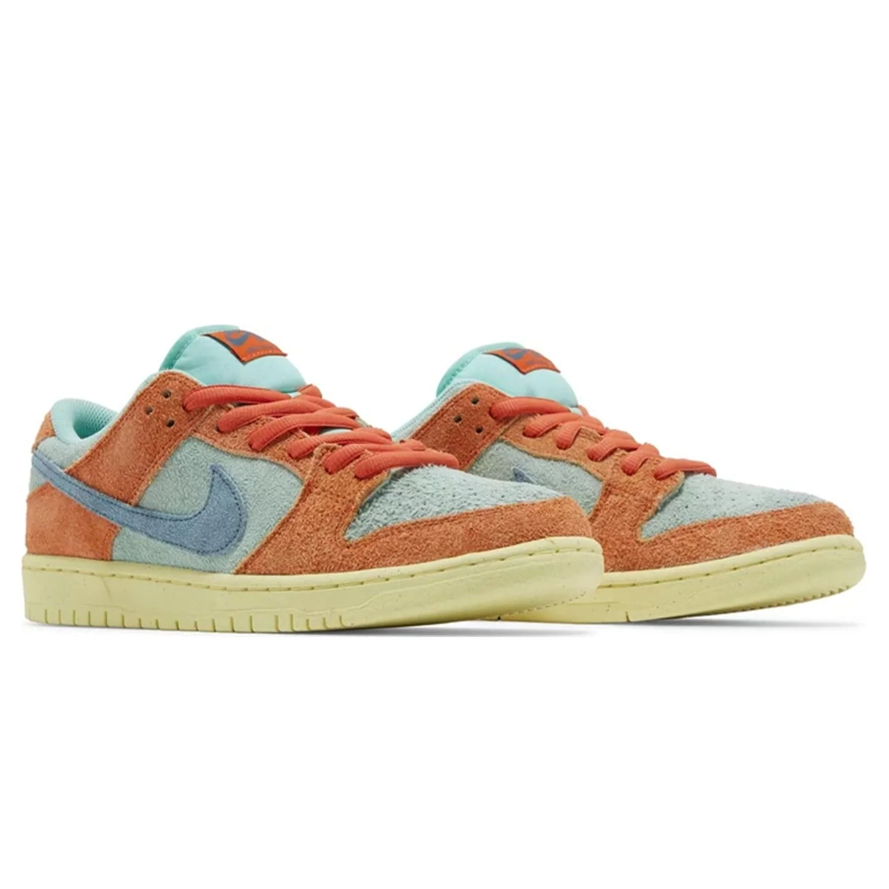 Nike Dunk Low SB 'Orange Emerald Rise' - Image 3