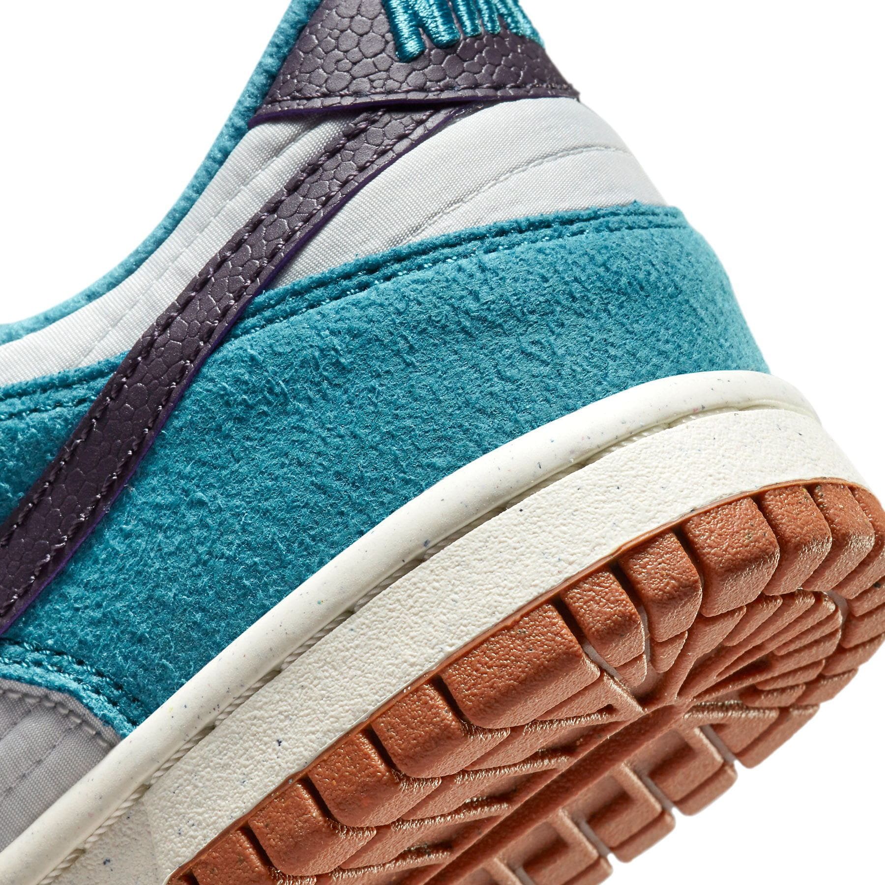 Nike Dunk Low SE GS 'Toasty - Rift Blue' - Image 7