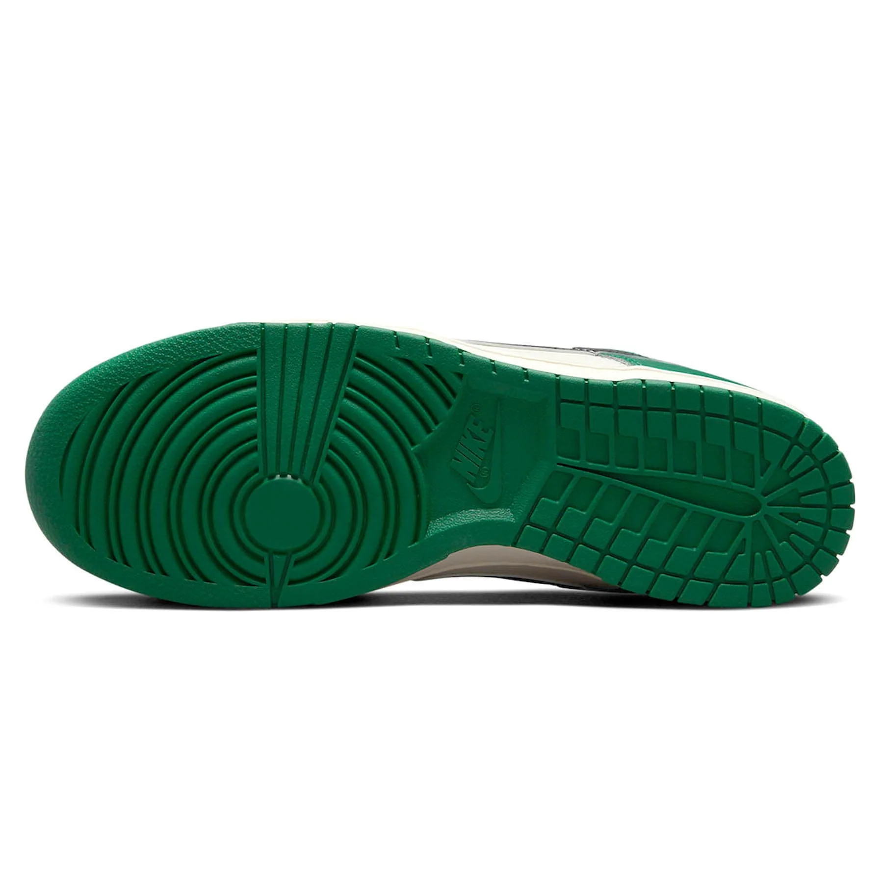 Nike Dunk Low SE 'Lottery Pack - Malachite' - Image 5