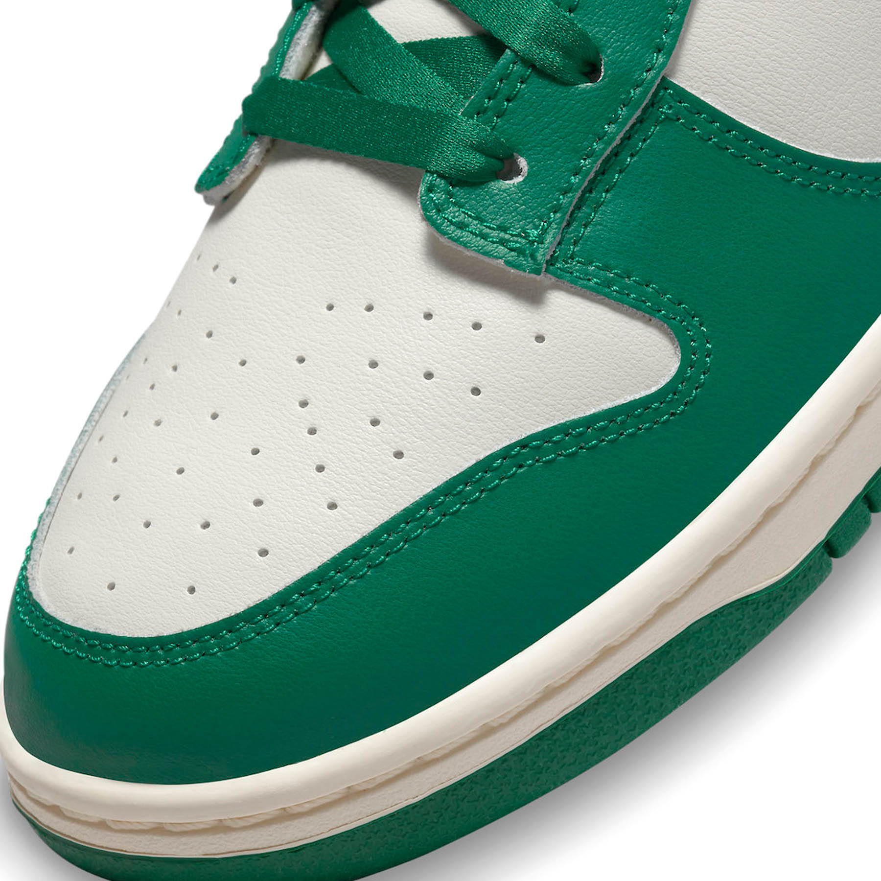 Nike Dunk Low SE 'Lottery Pack - Malachite' - Image 7