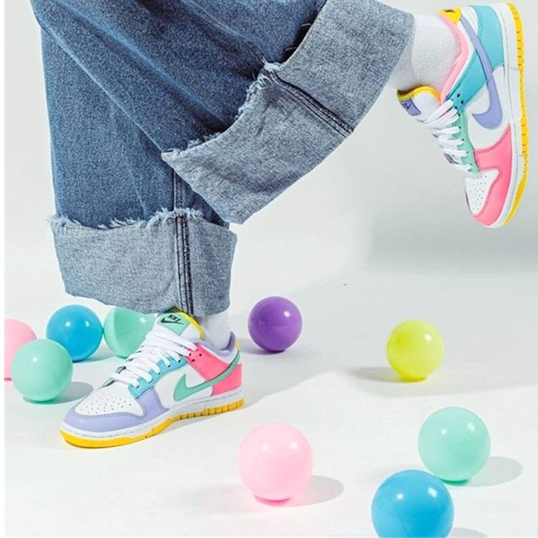 Nike Dunk Low SE WMNS 'Easter' - Image 7