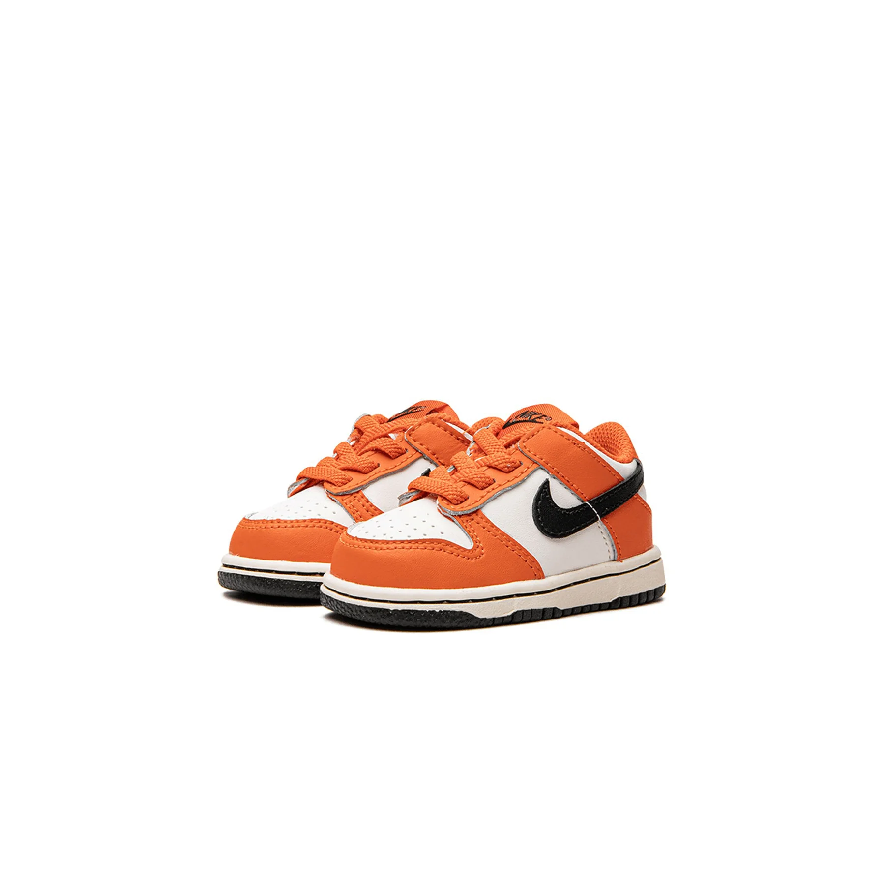 Nike Dunk Low TD 'Halloween' 2022 - Image 2