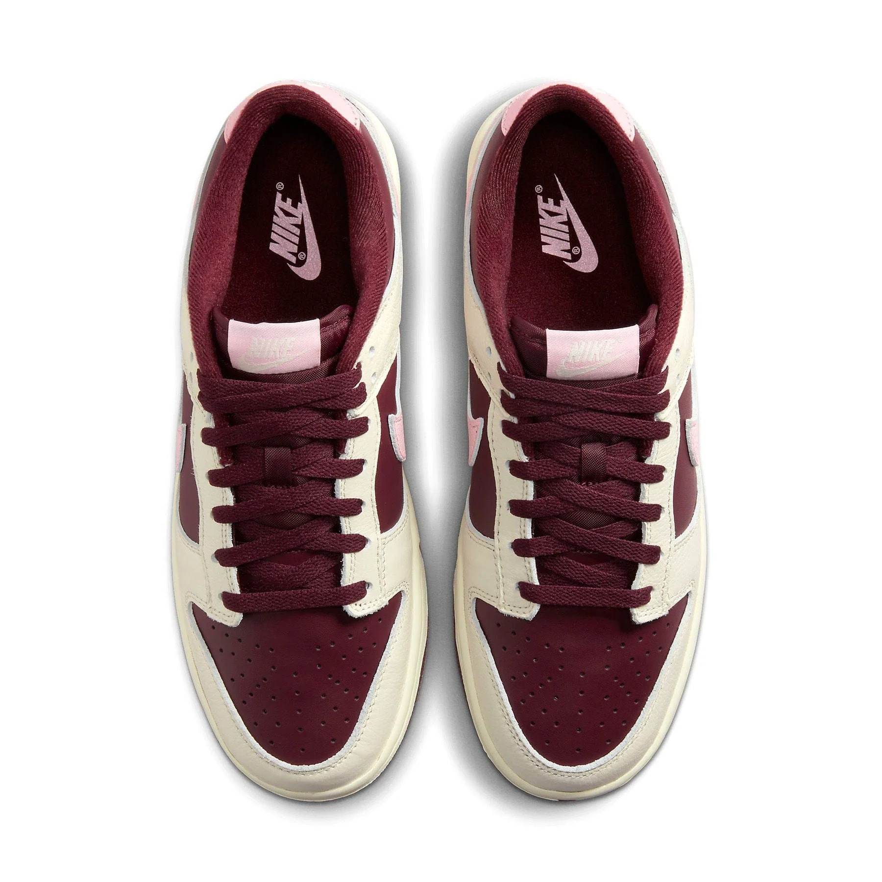 Nike Dunk Low Premium 'Valentine's Day' - Image 3