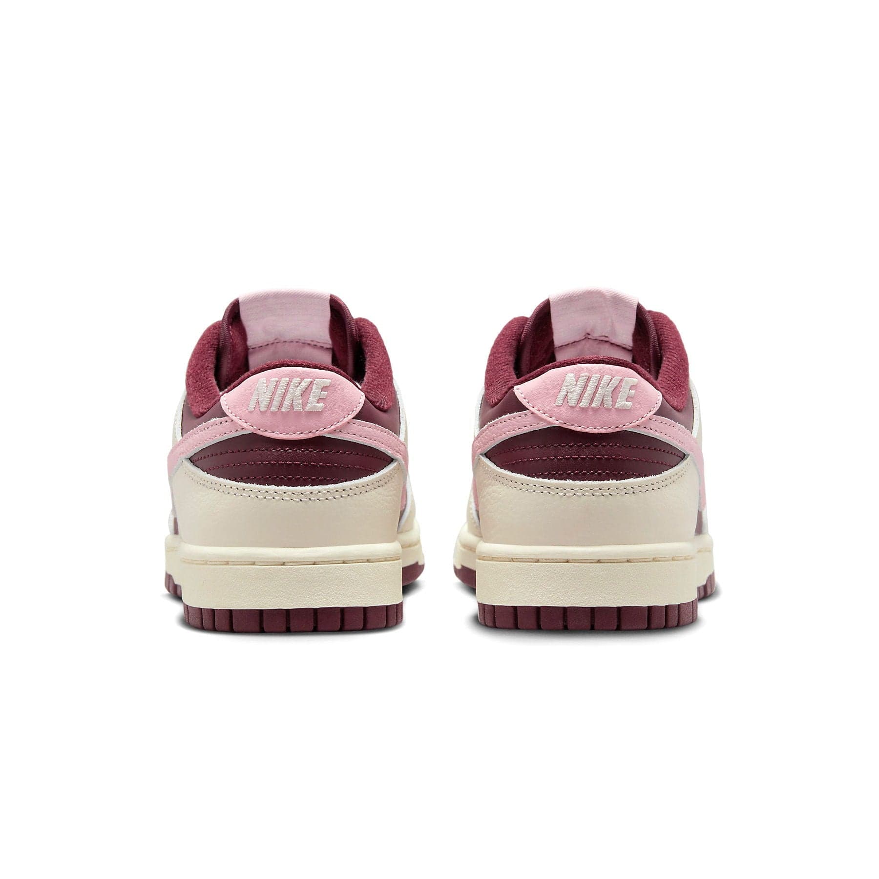 Nike Dunk Low Premium 'Valentine's Day' - Image 4