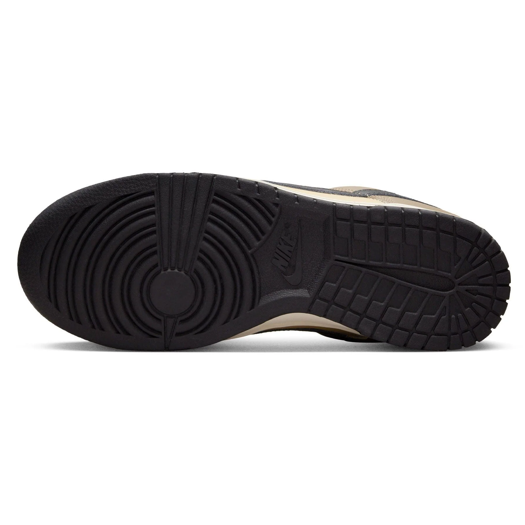 Nike Dunk Low Wmns 'Dark Driftwood' - Image 4
