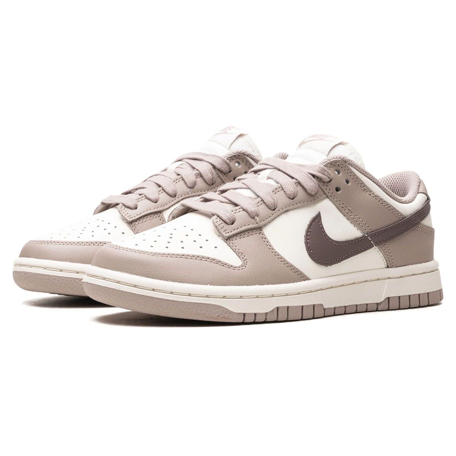 Nike Dunk Low Wmns 'Diffused Taupe' - Image 2