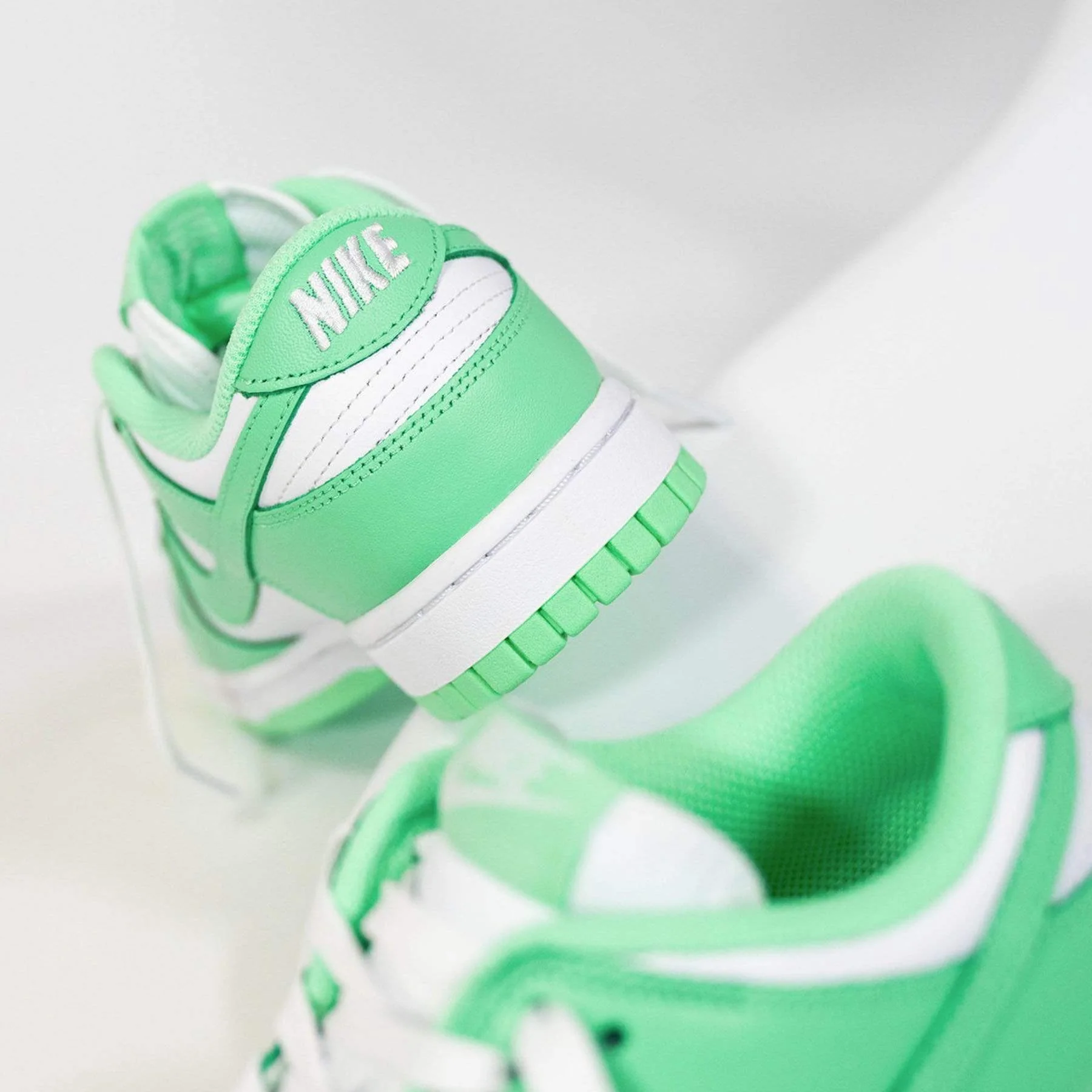 Nike Dunk Low Wmns 'Green Glow' - Image 7