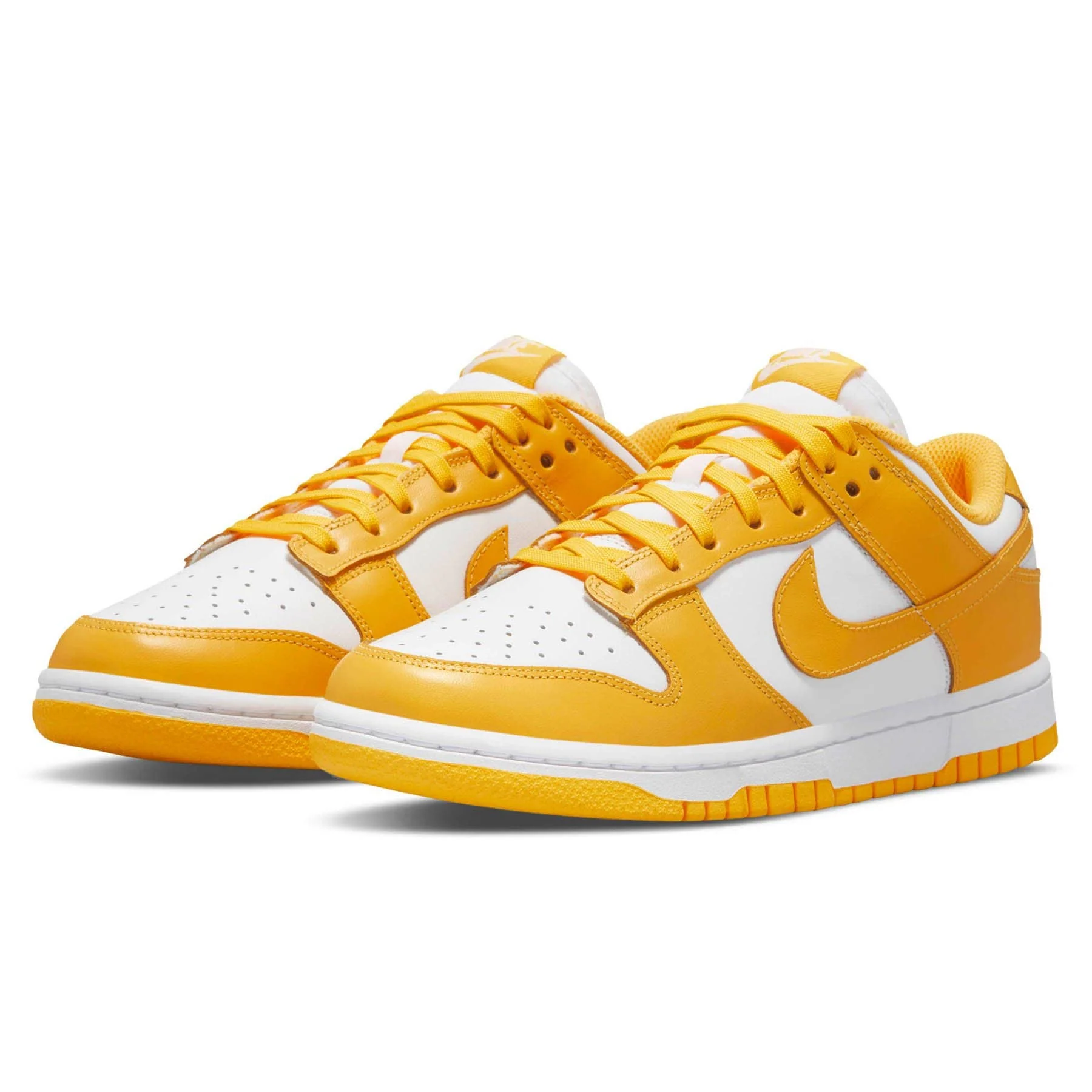 Nike Dunk Low Wmns 'Laser Orange' - Image 3