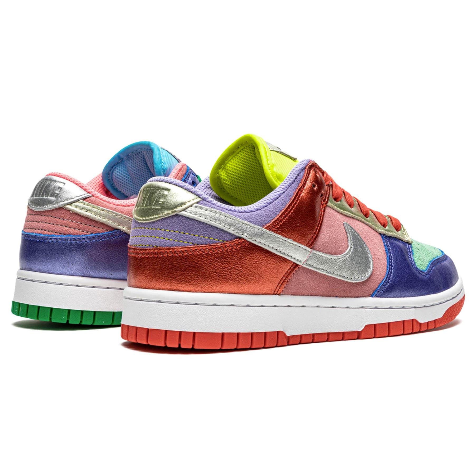Nike Dunk Low Wmns 'Sunset Pulse' - Image 3