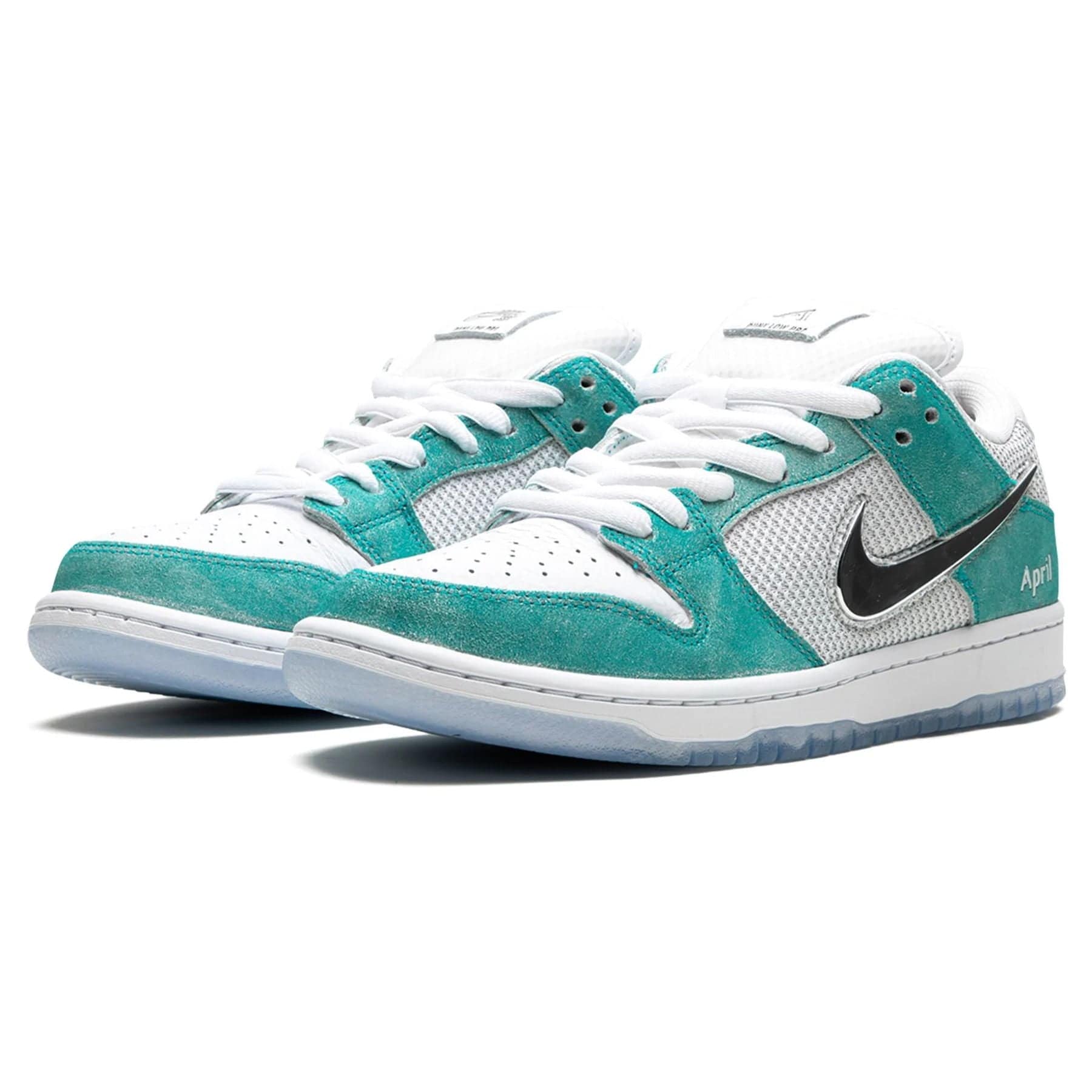 Nike Dunk SB Low x April Skateboards 'Turbo Green' - Image 2