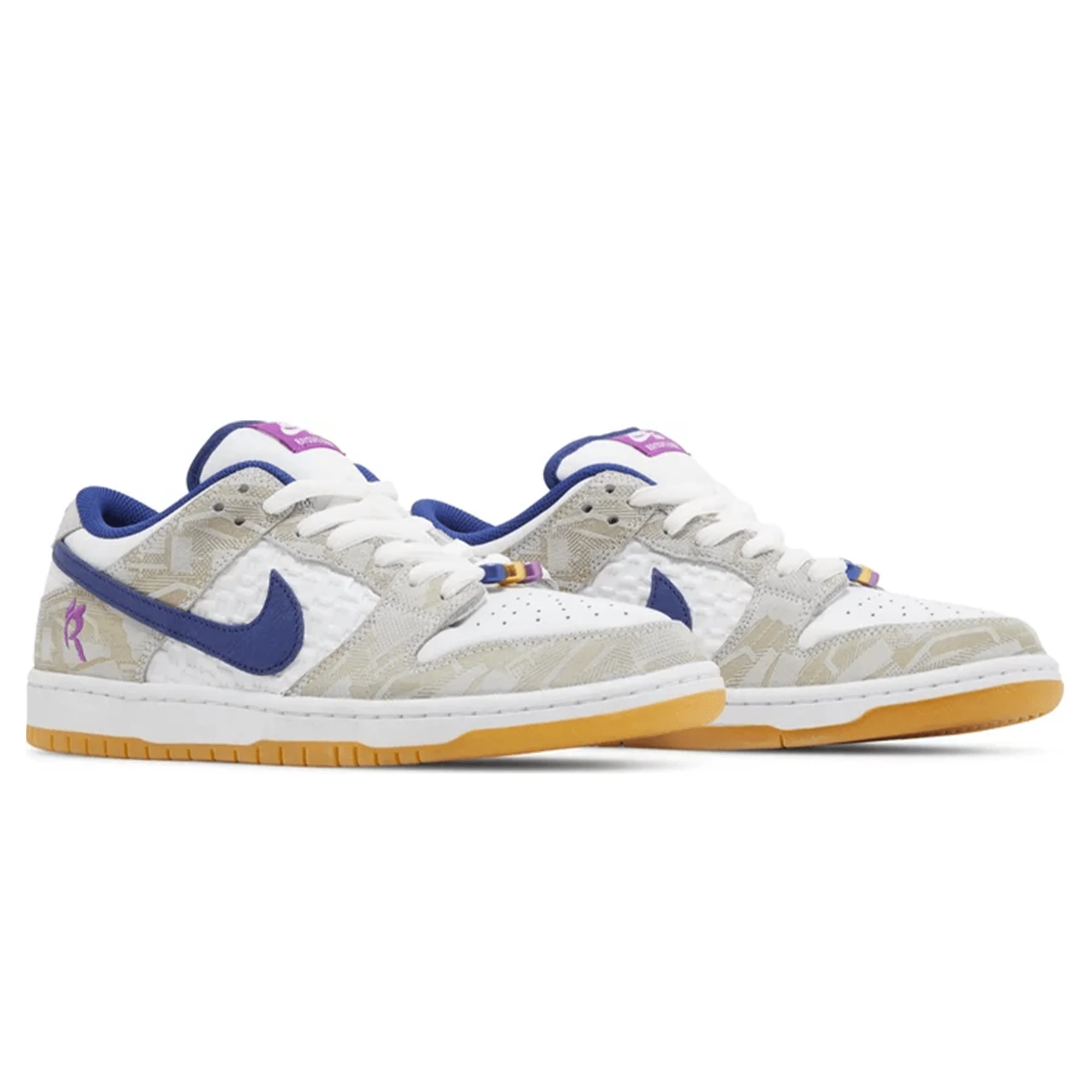 Nike Dunk SB Low x Rayssa Leal - Image 4