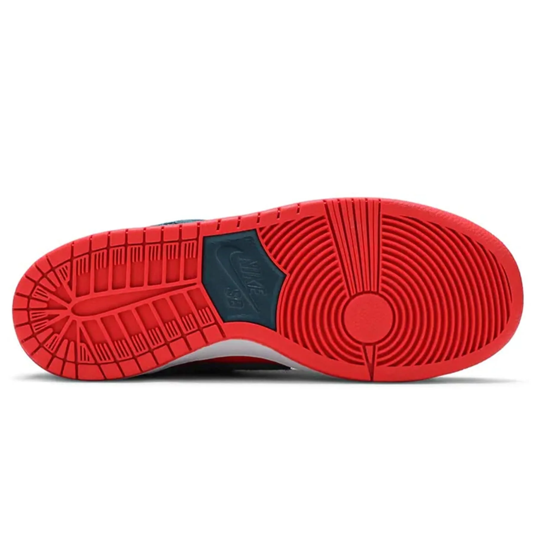 Nike Zoom Dunk Low SB 'Reverse Shark' - Image 5