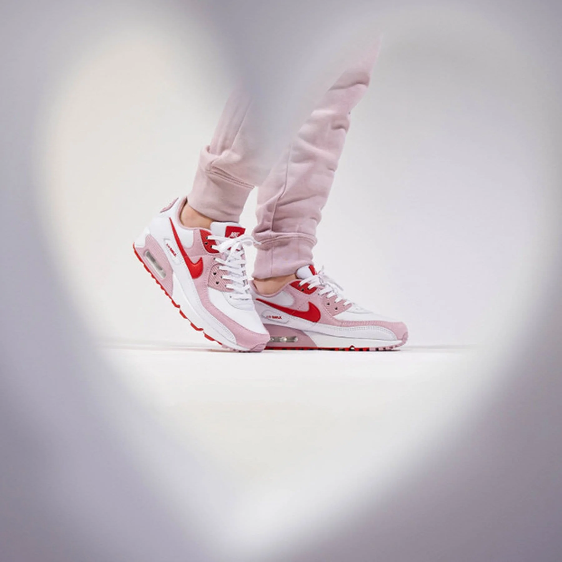 Nike Air Max 90 Wmns 'Valentine's Day' - Image 6