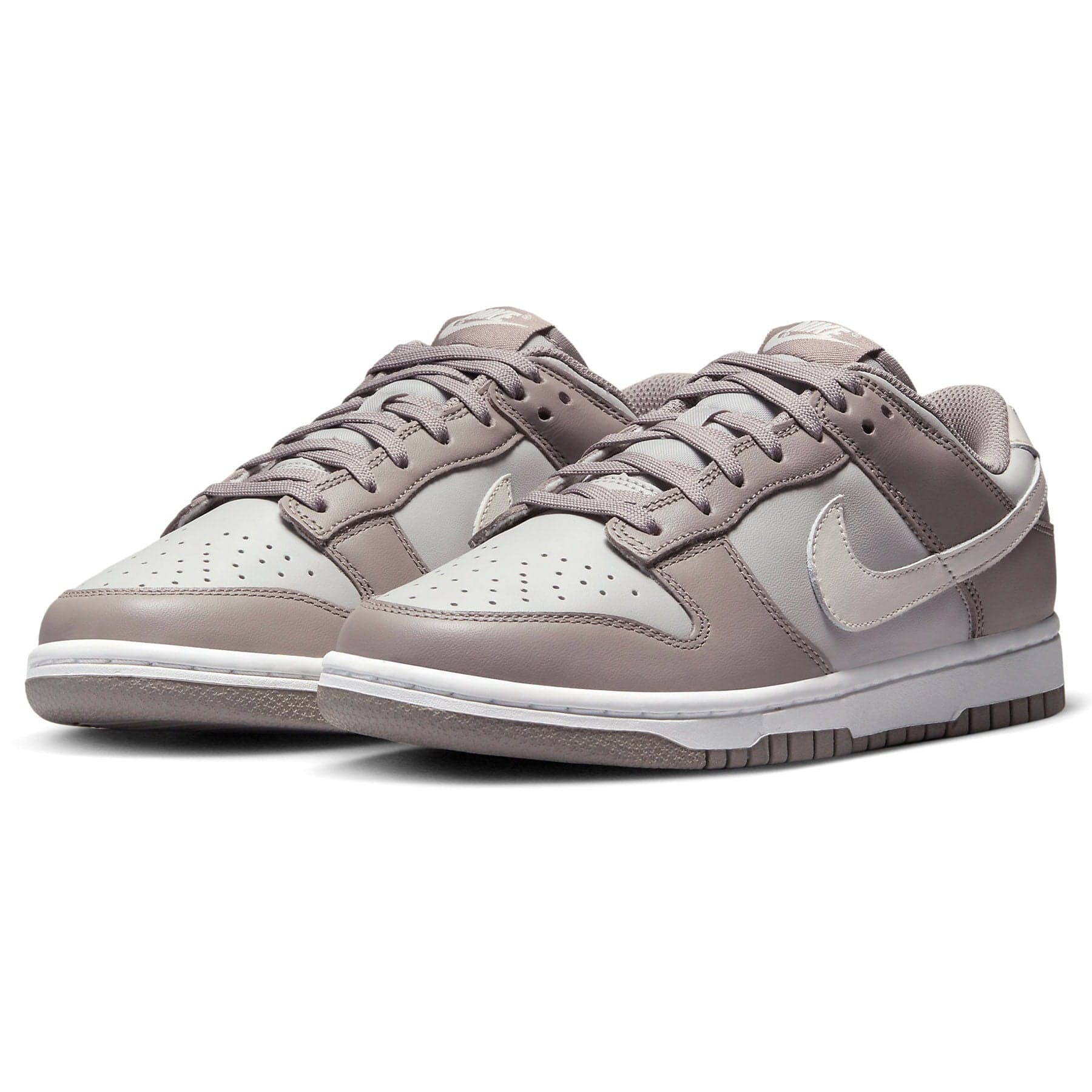 Nike Dunk Low Wmns 'Moon Fossil' - Image 2
