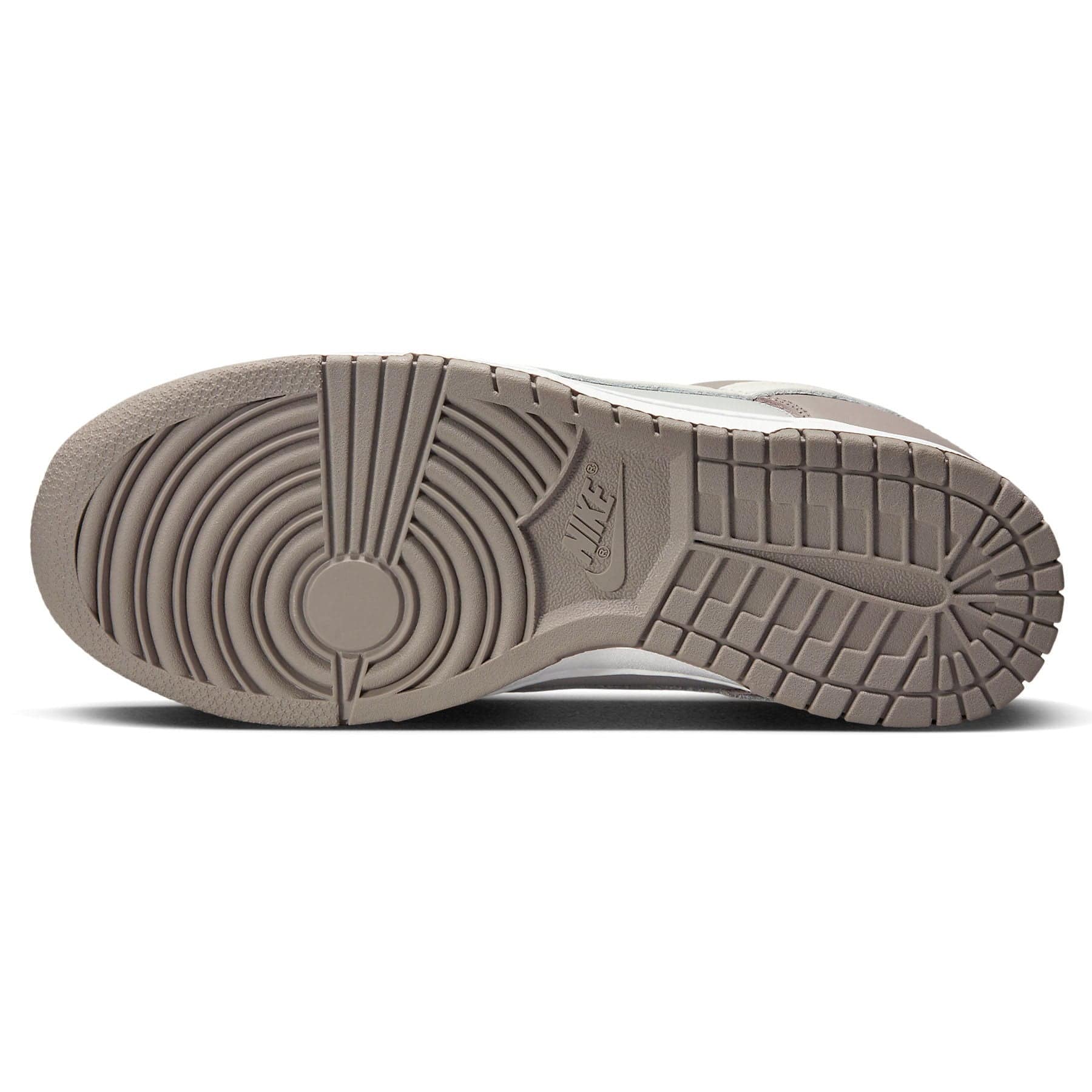 Nike Dunk Low Wmns 'Moon Fossil' - Image 5
