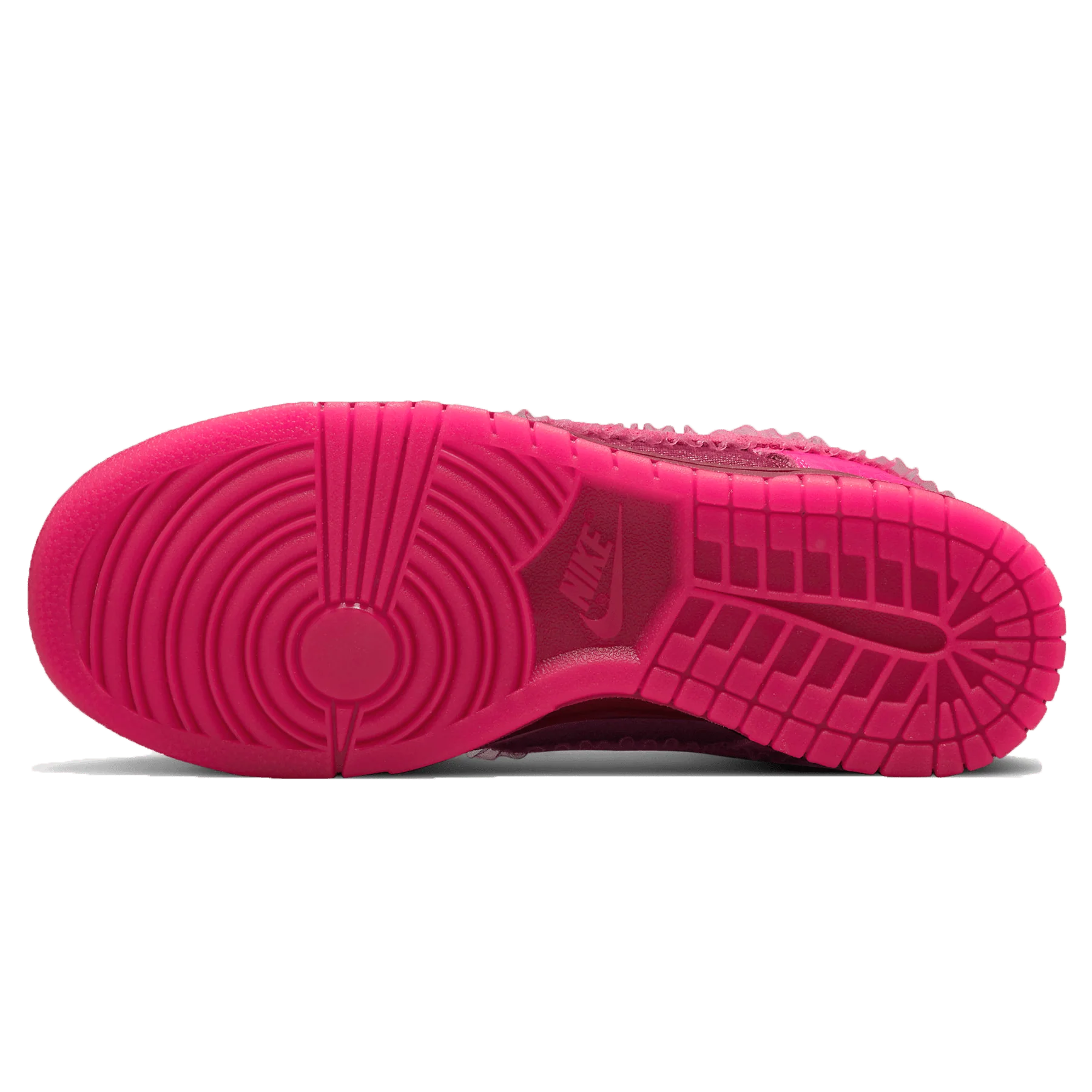 Nike Wmns Dunk Low 'Valentine's Day' - Image 5