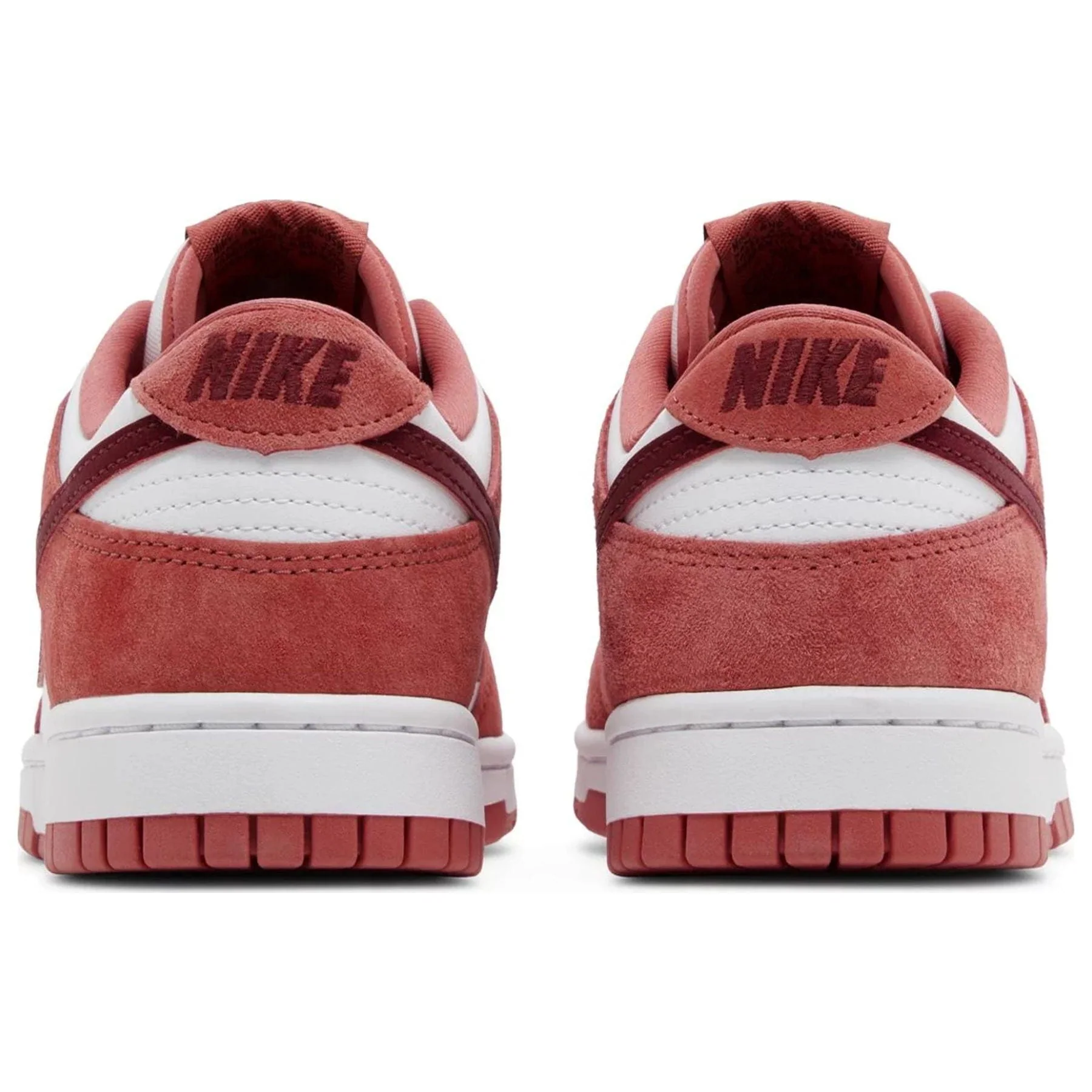 Nike Wmns Dunk Low 'Valentine's Day' 2024 - Image 4