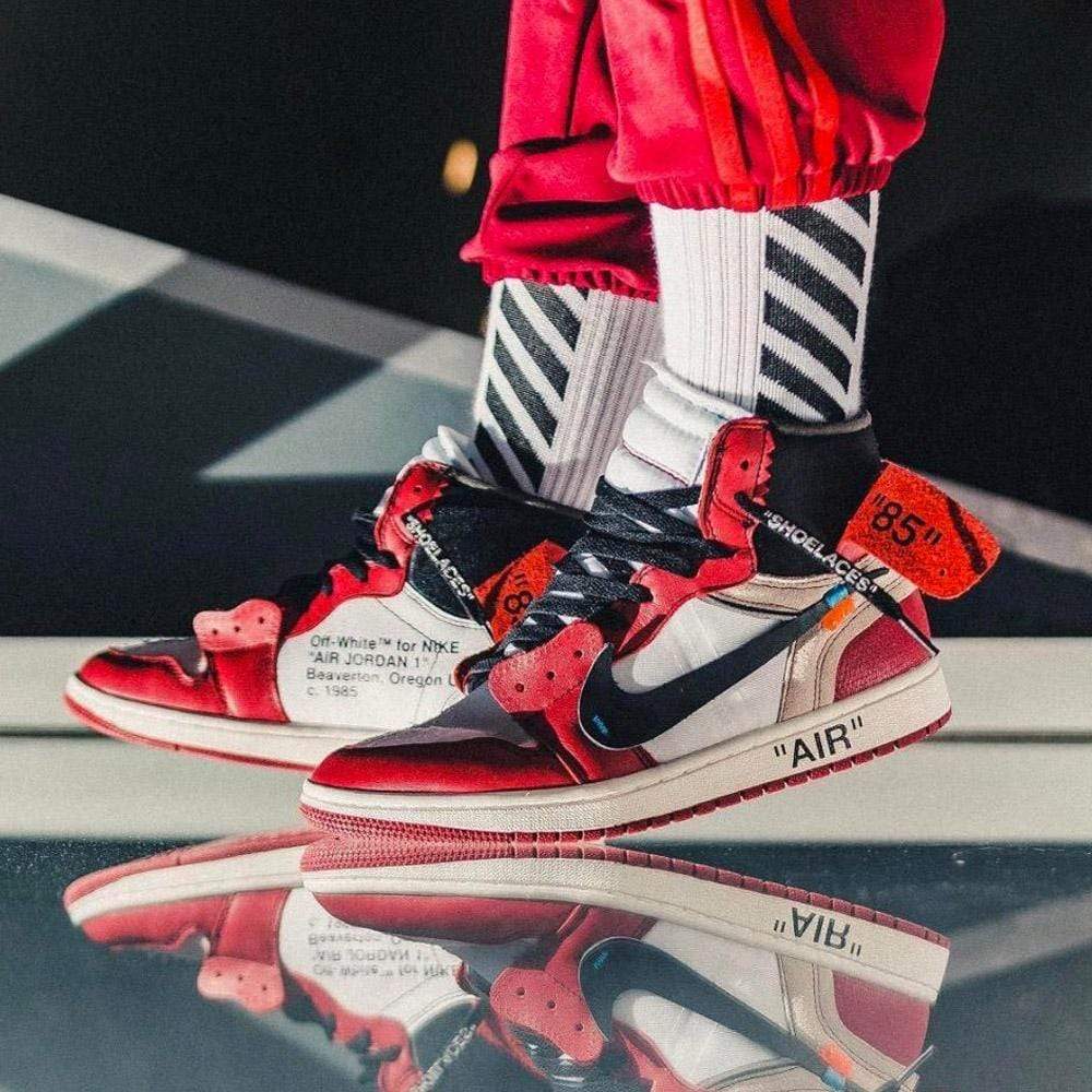 Off-White x Air Jordan 1 Chicago - Image 6