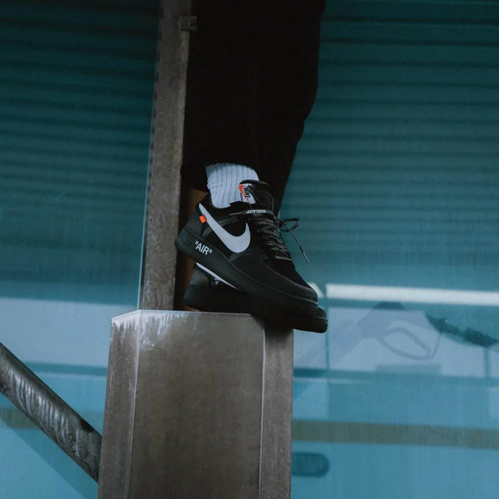 Off-White x Nike Air Force 1 Black - Image 6