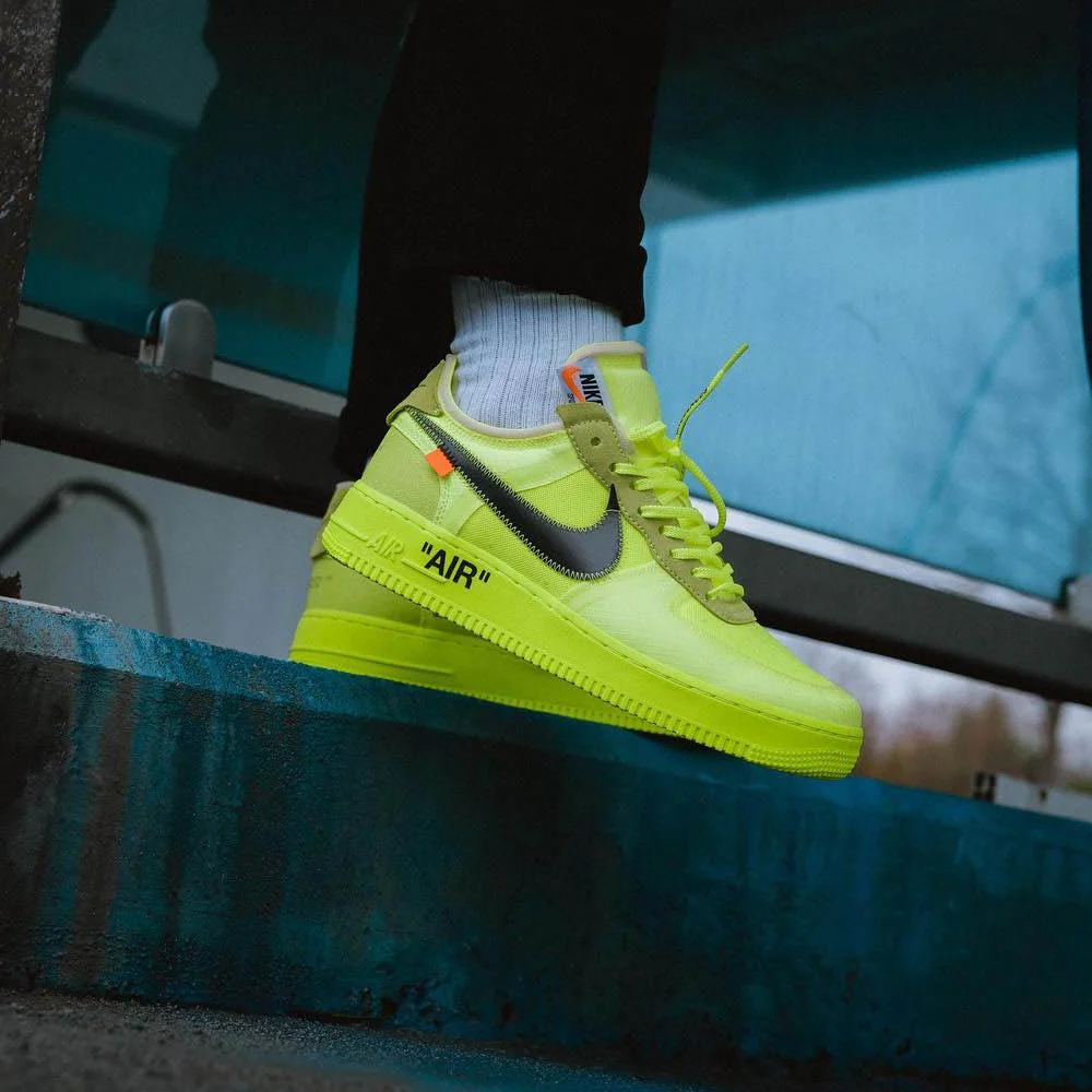 Off-White x Nike Air Force 1 Volt - Image 6