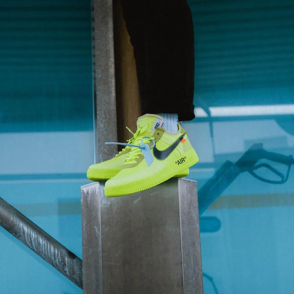 Off-White x Nike Air Force 1 Volt - Image 7