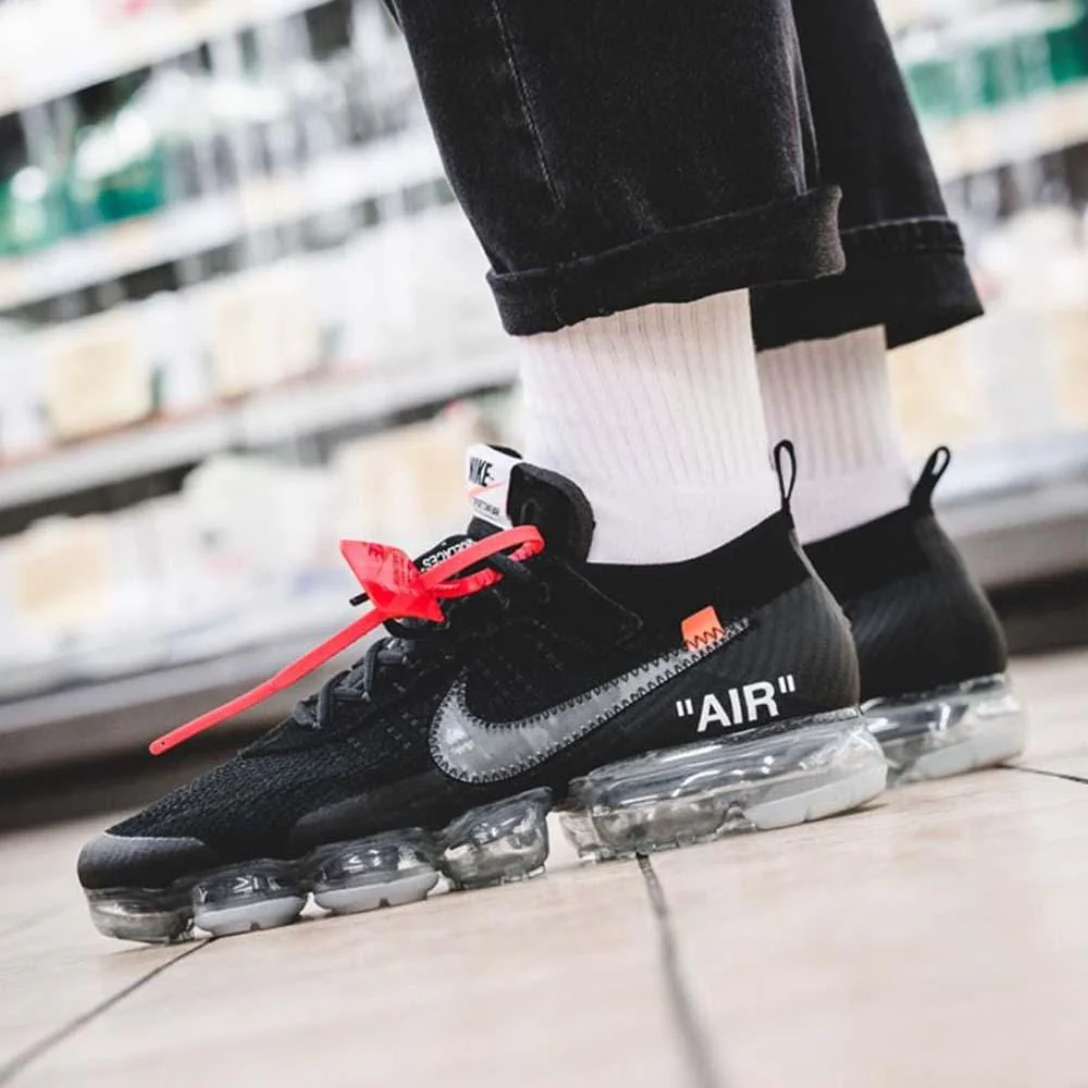 Off-White x Nike Air VaporMax Flyknit Black - Image 7