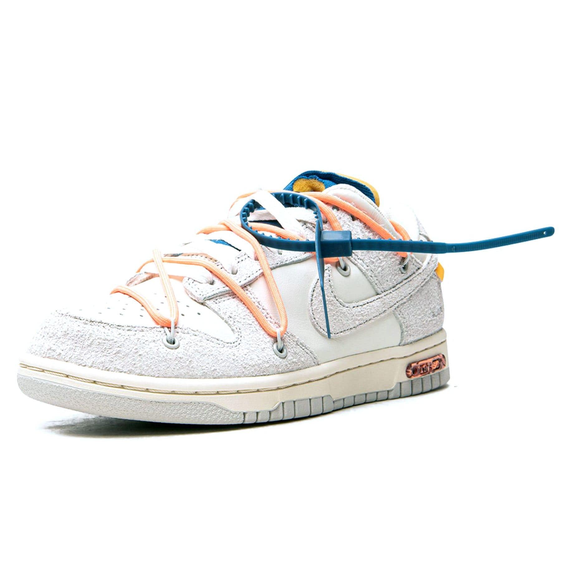 Off-White x Nike Dunk Low 'Lot 19 of 50' - Image 4