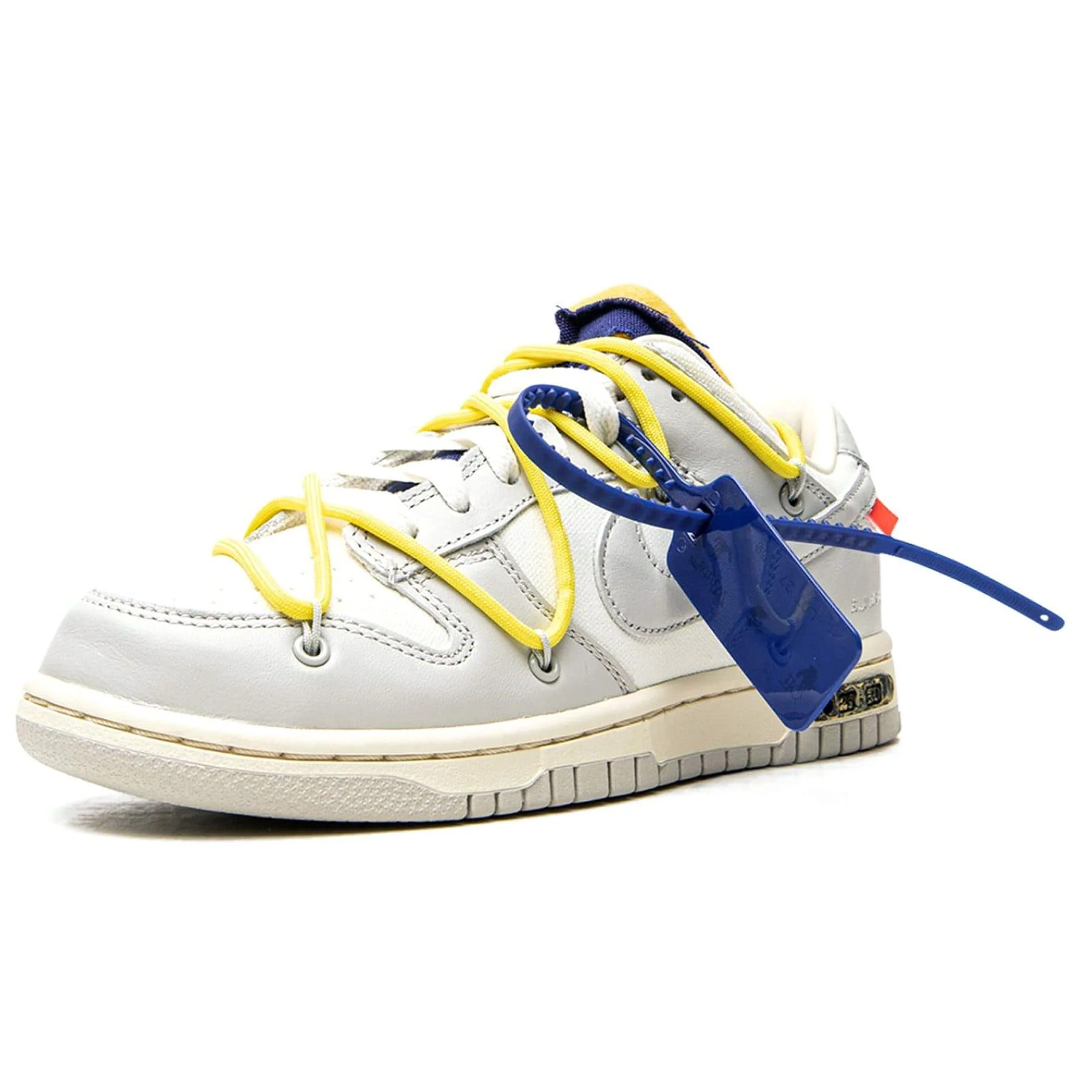 Off-White x Nike Dunk Low 'Lot 27 of 50' - Image 4