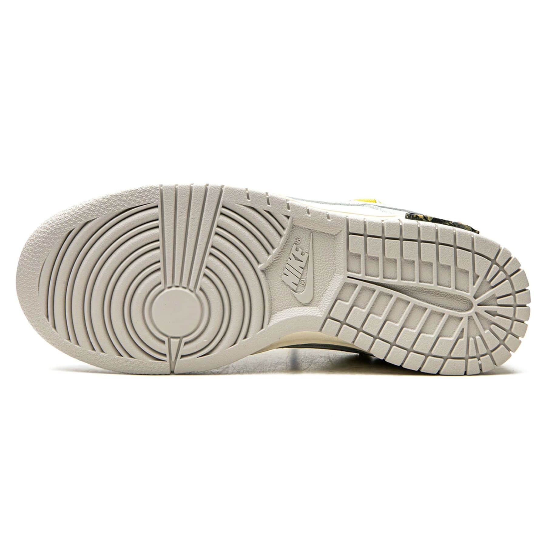 Off-White x Nike Dunk Low 'Lot 27 of 50' - Image 5