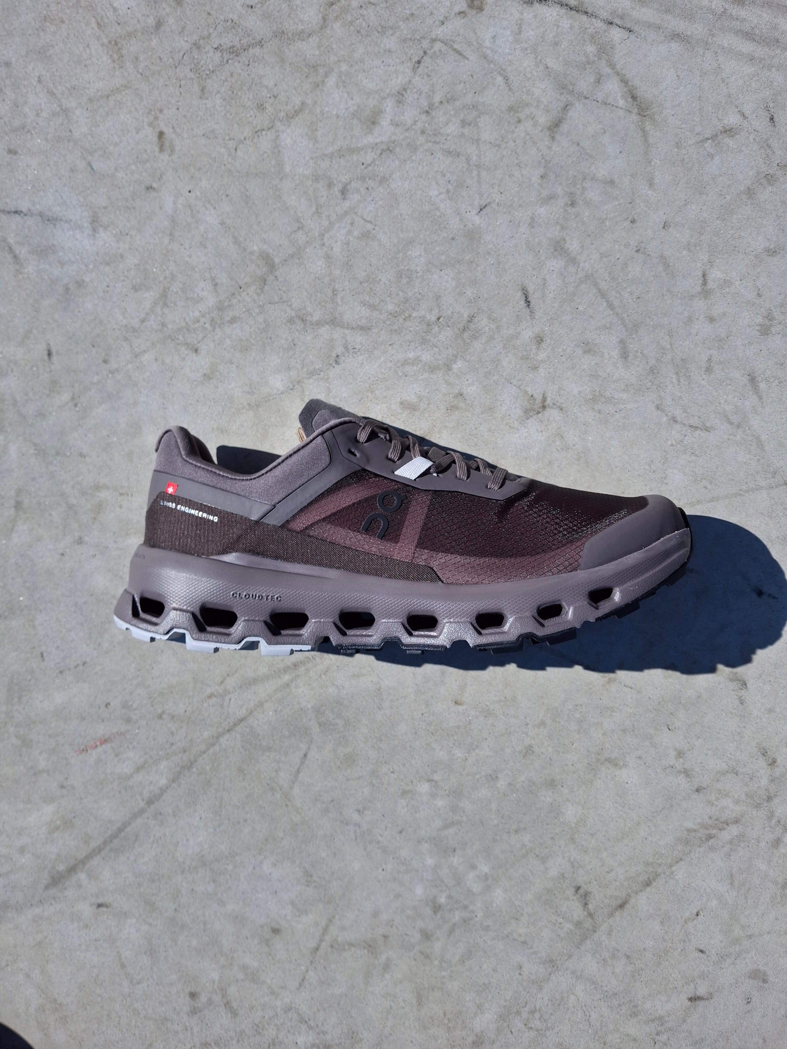 On Cloudvista 2 'Eclipse Pebble' - Image 8