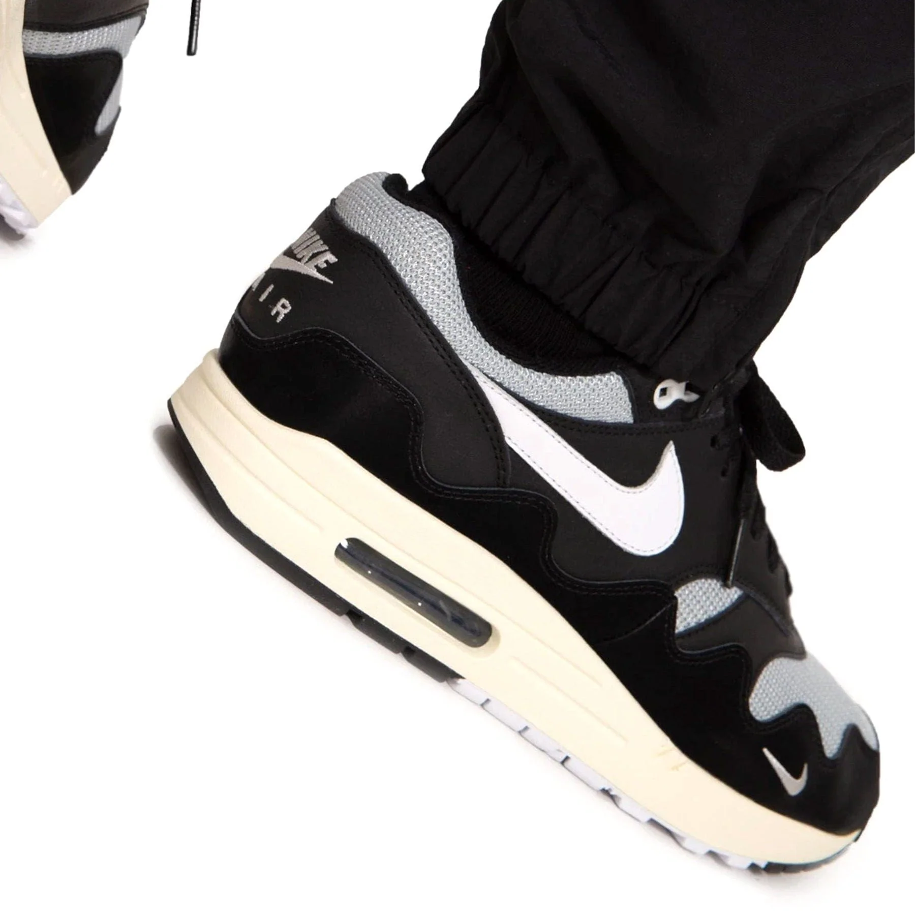 Patta x Nike Air Max 1 'Black' - Image 6