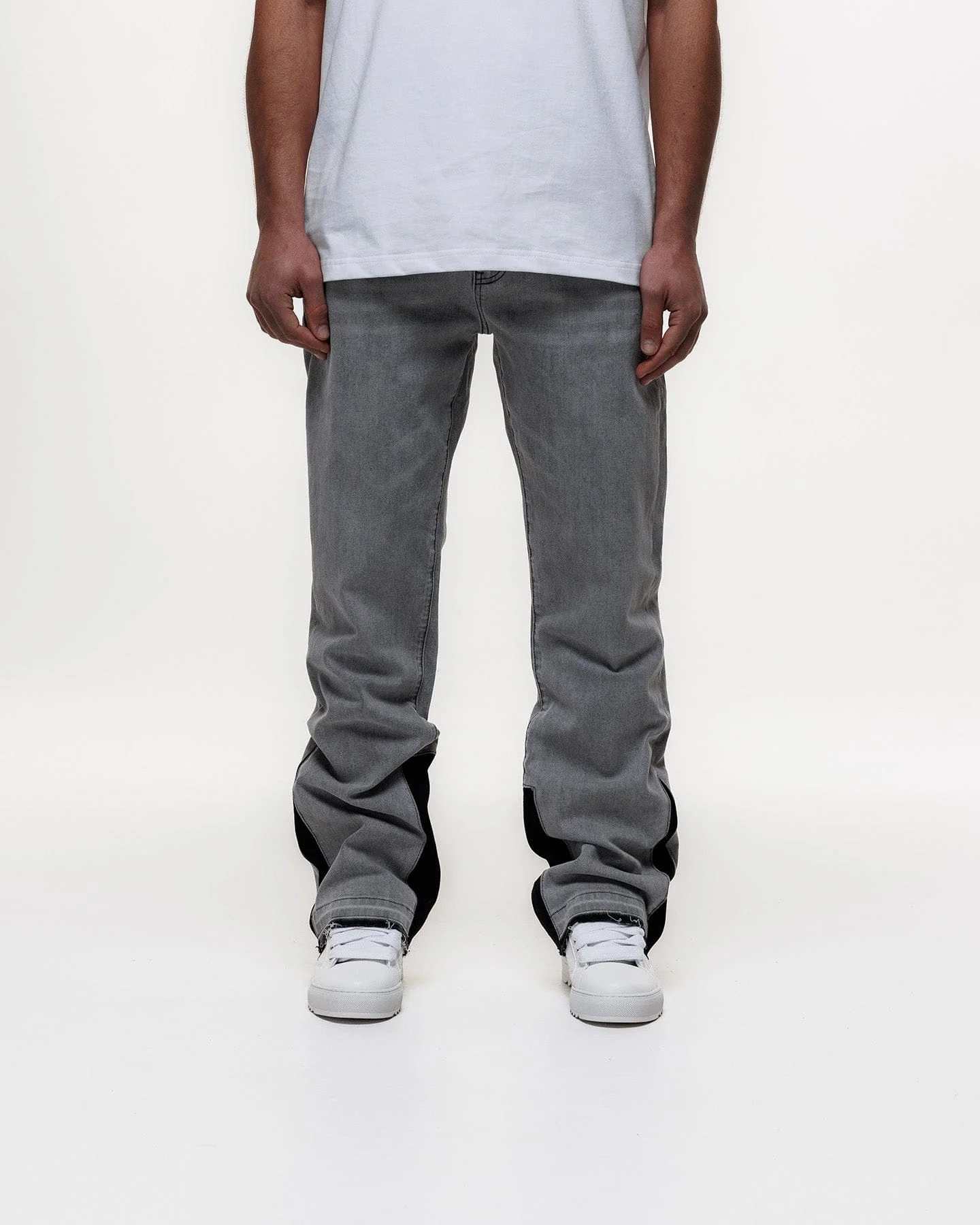 Magiri Pierre Flared Jeans 'Grey' - Image 4