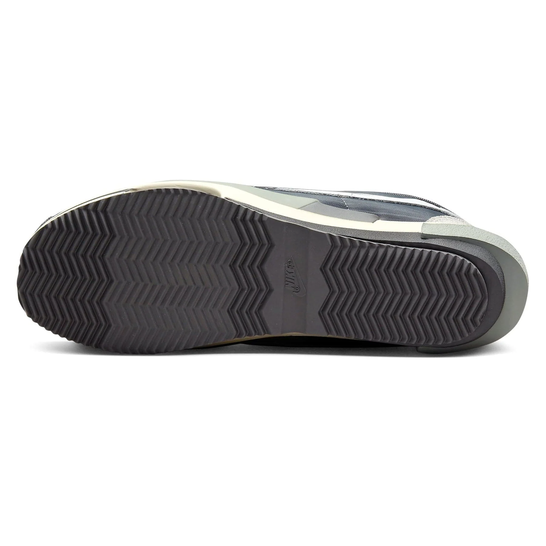 Nike Zoom Cortez SPx Sacai 'Iron Grey' - Image 5