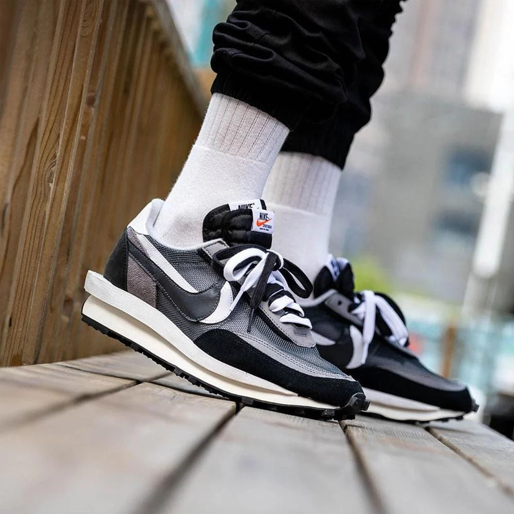Sacai x LDWaffle 'Black' - Image 7