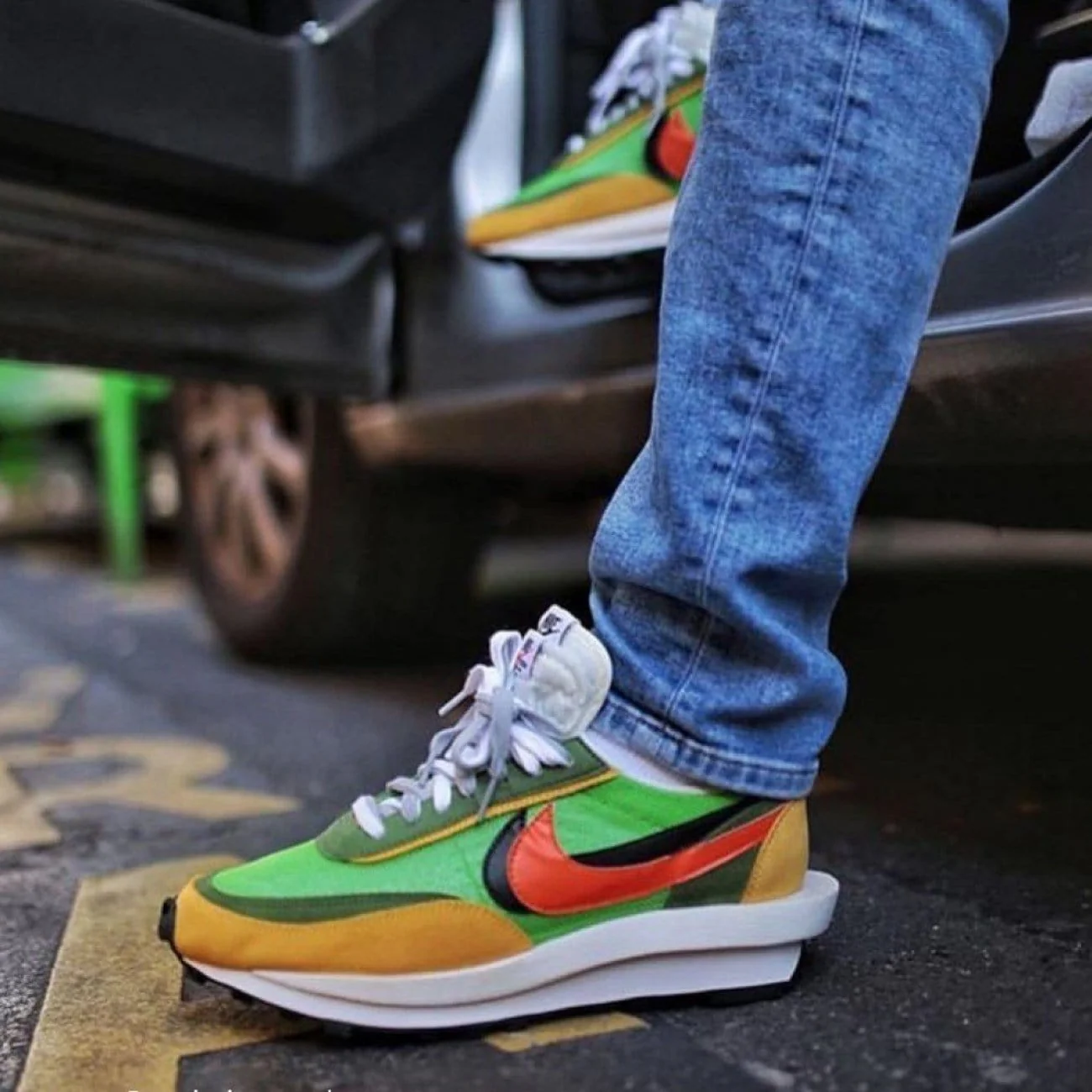 Sacai x Nike LDV Waffle Daybreak Green - Image 7
