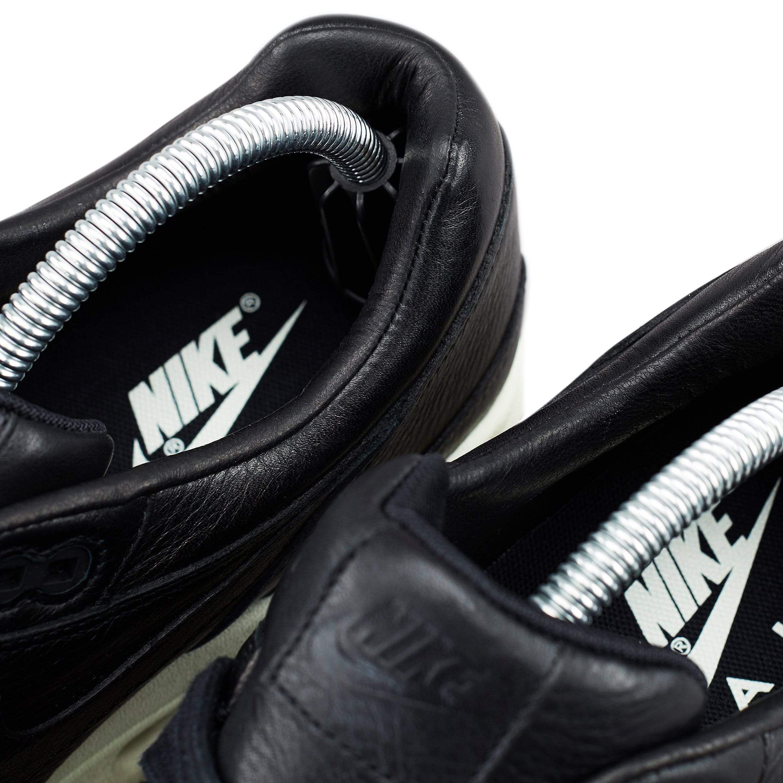 Sneaky Trees - Shoe and Trainer Tree Stretchers - Image 5