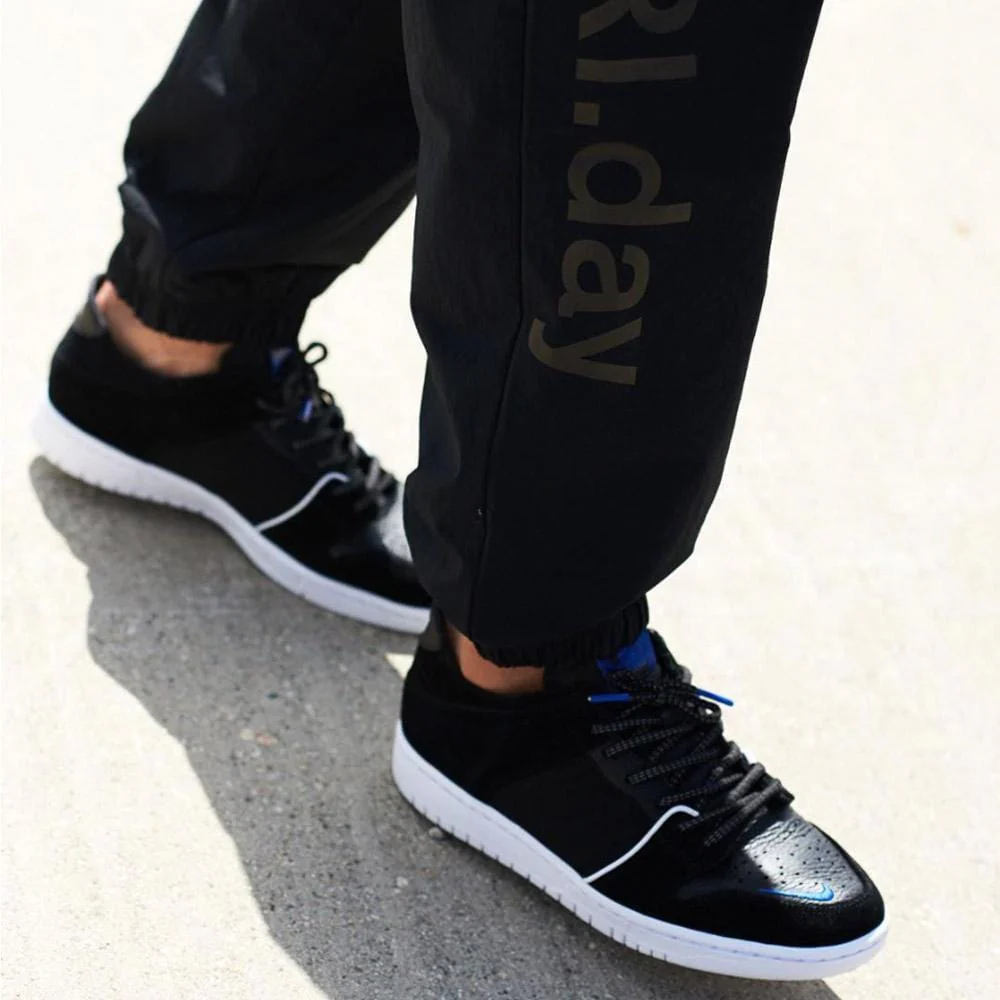 Soulland x Nike SB Dunk Low Pro 'FRI.day Part 0.2' - Image 6