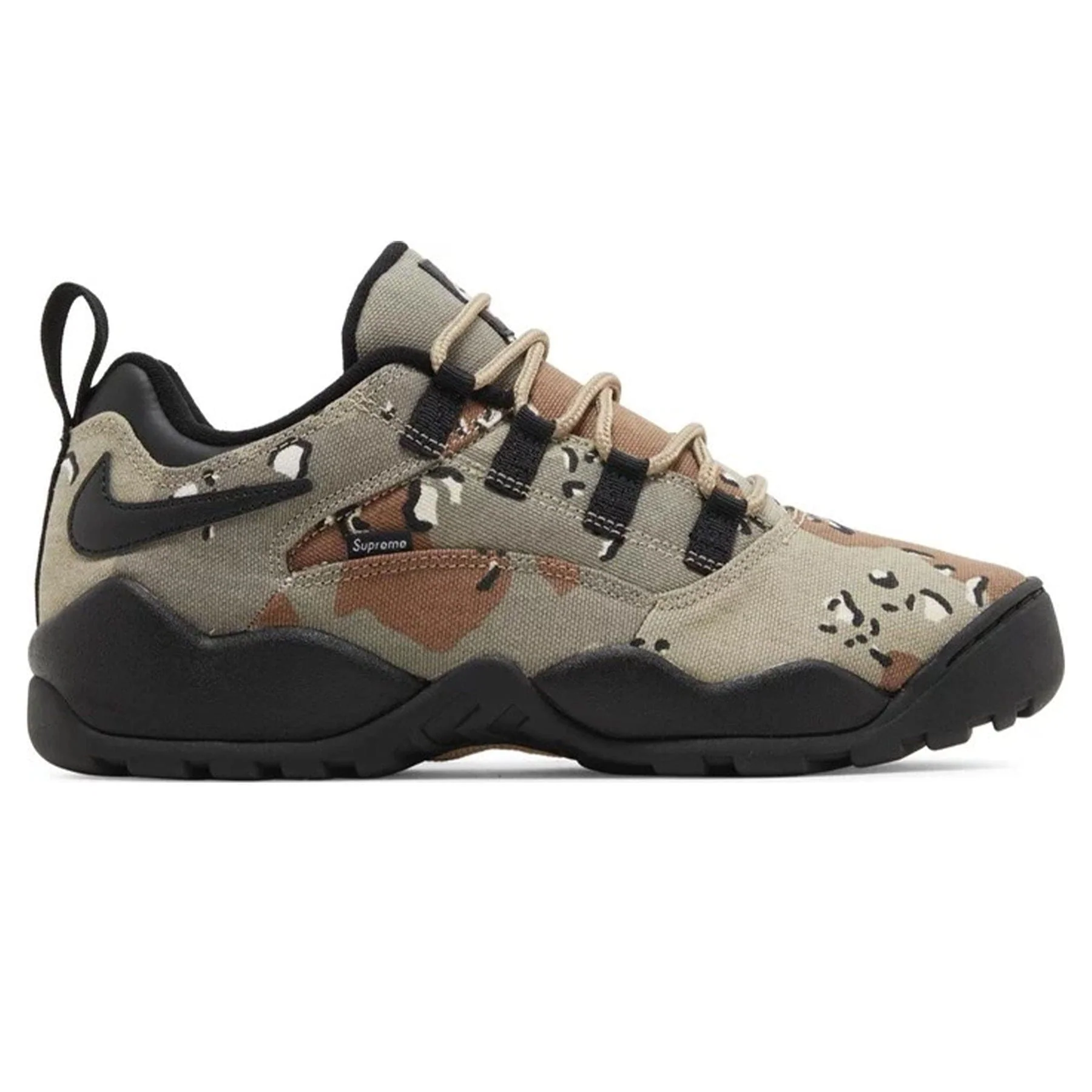Supreme x Nike Darwin Low SB 'Desert Camo' - Image 2