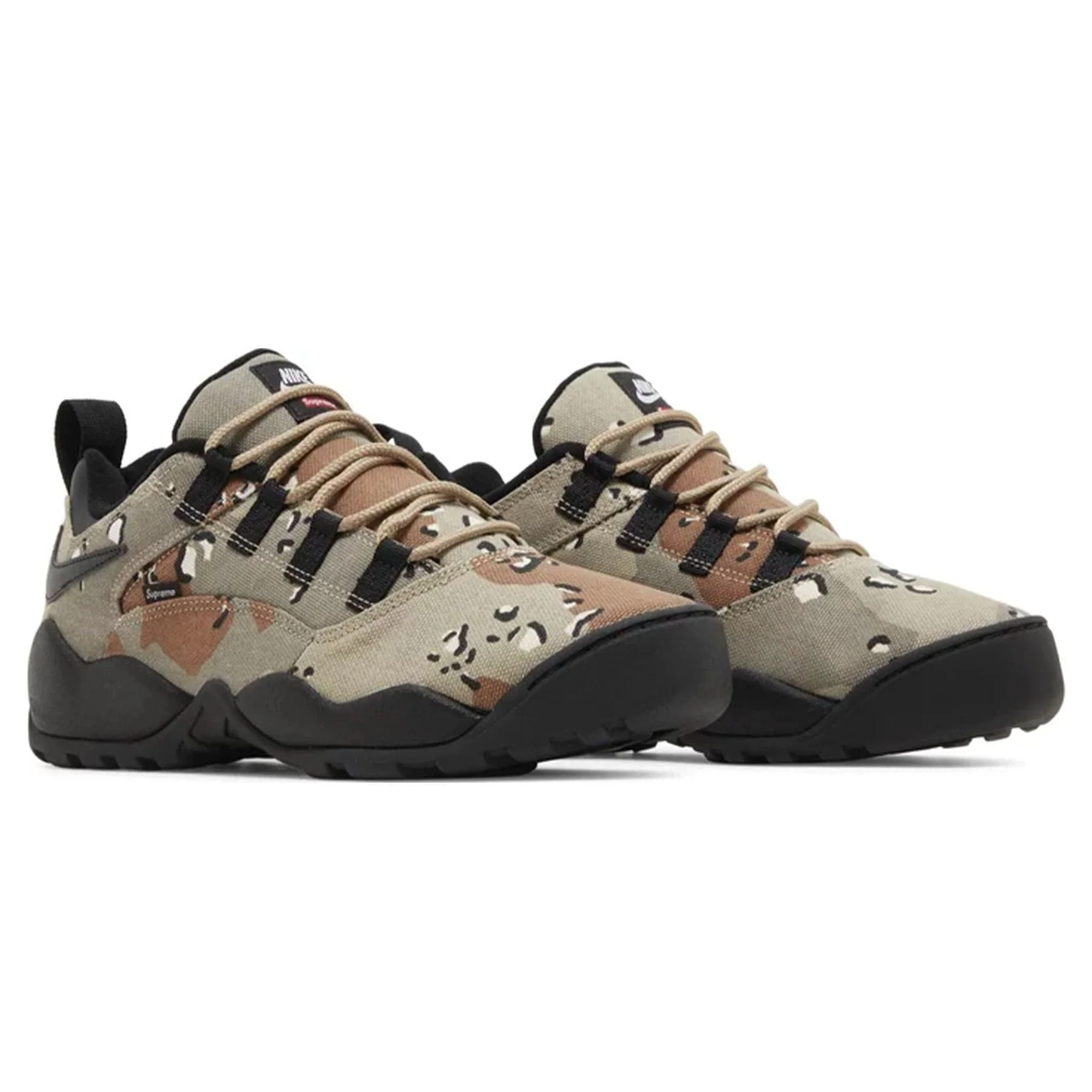 Supreme x Nike Darwin Low SB 'Desert Camo' - Image 3