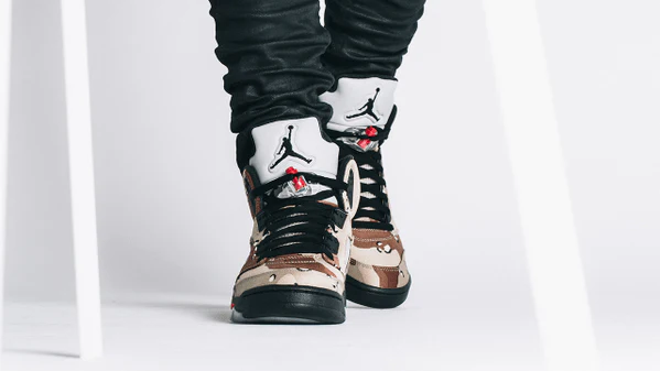 AIR JORDAN 5 RETRO SUPREME "SUPREME" CAMO - Image 6