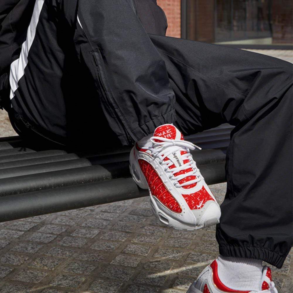 Supreme x Nike Air Tailwind 4 Red - Image 6