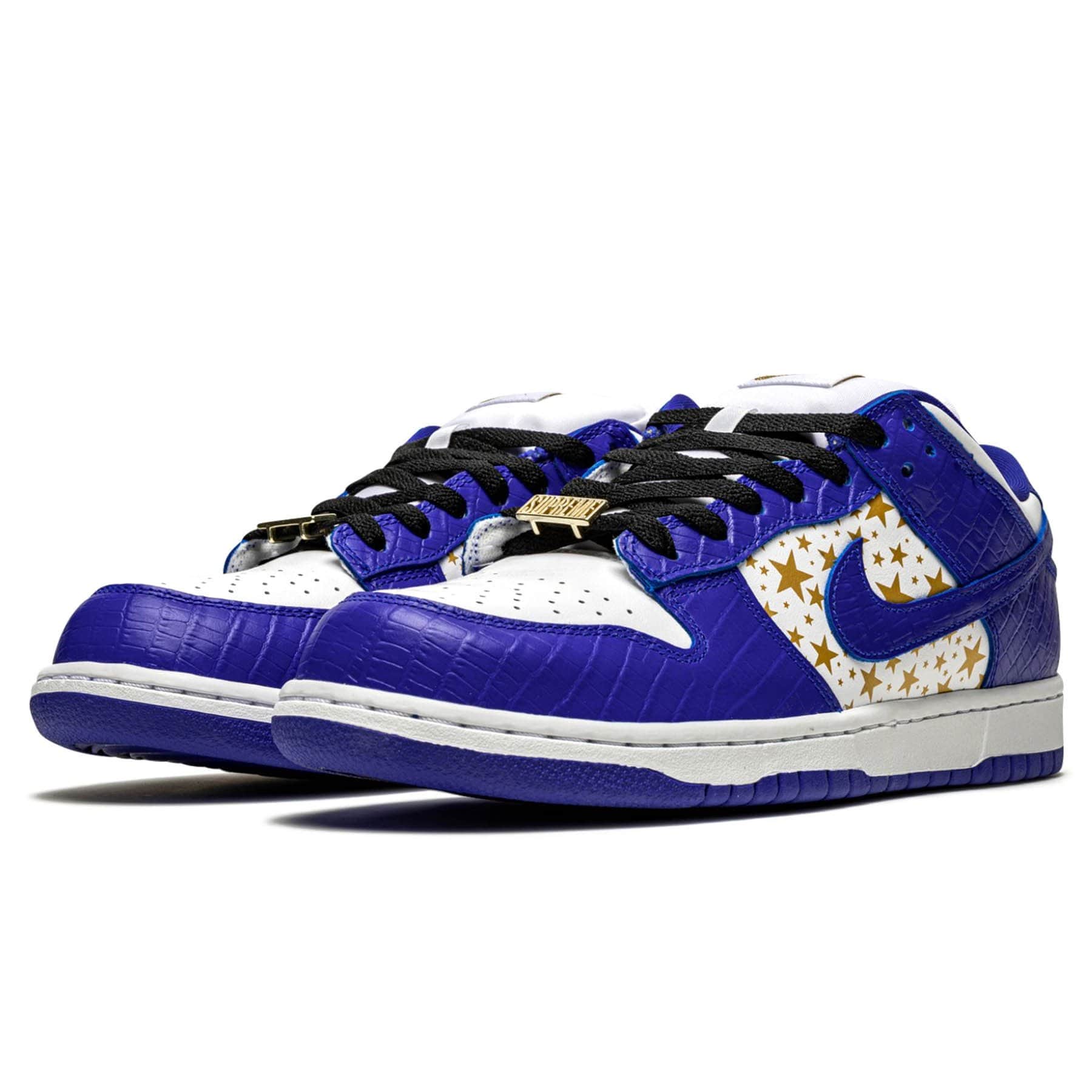 Supreme x Nike Dunk Low OG SB QS 'Hyper Royal' - Image 2