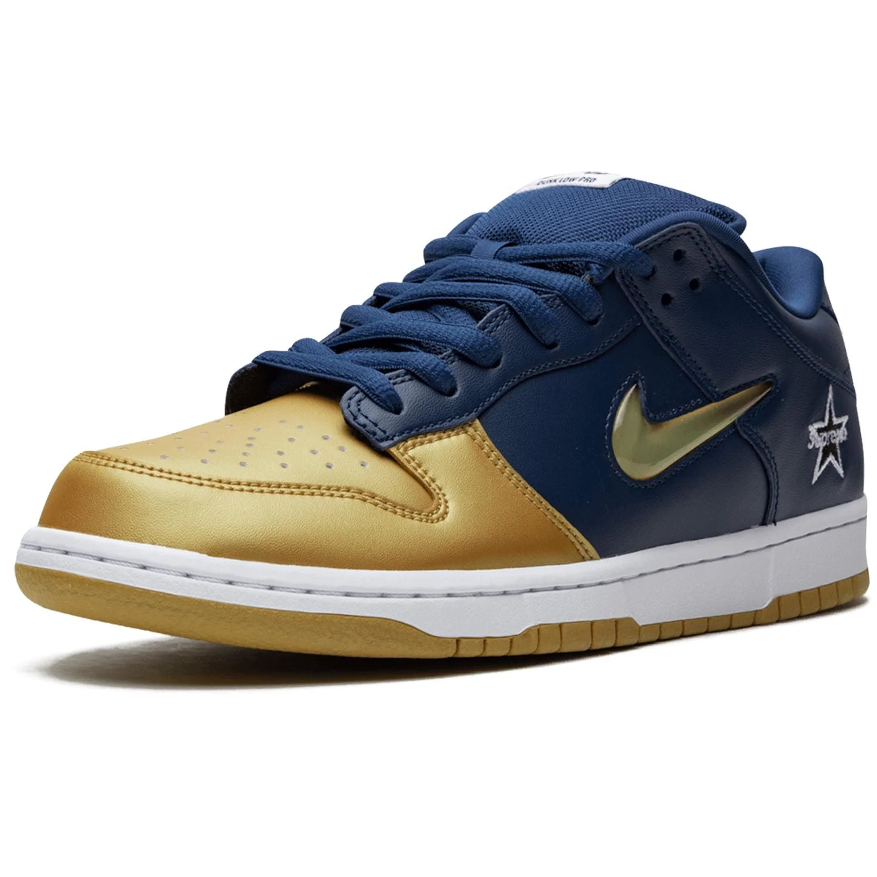Supreme x Nike Dunk SB Low QS 'Metallic Gold' - Image 4