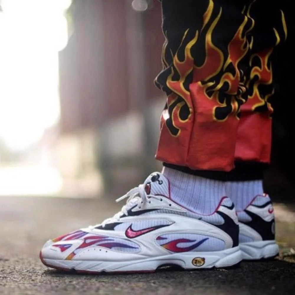 Supreme x Nike Zoom Streak Spectrum Plus White Red - Image 6