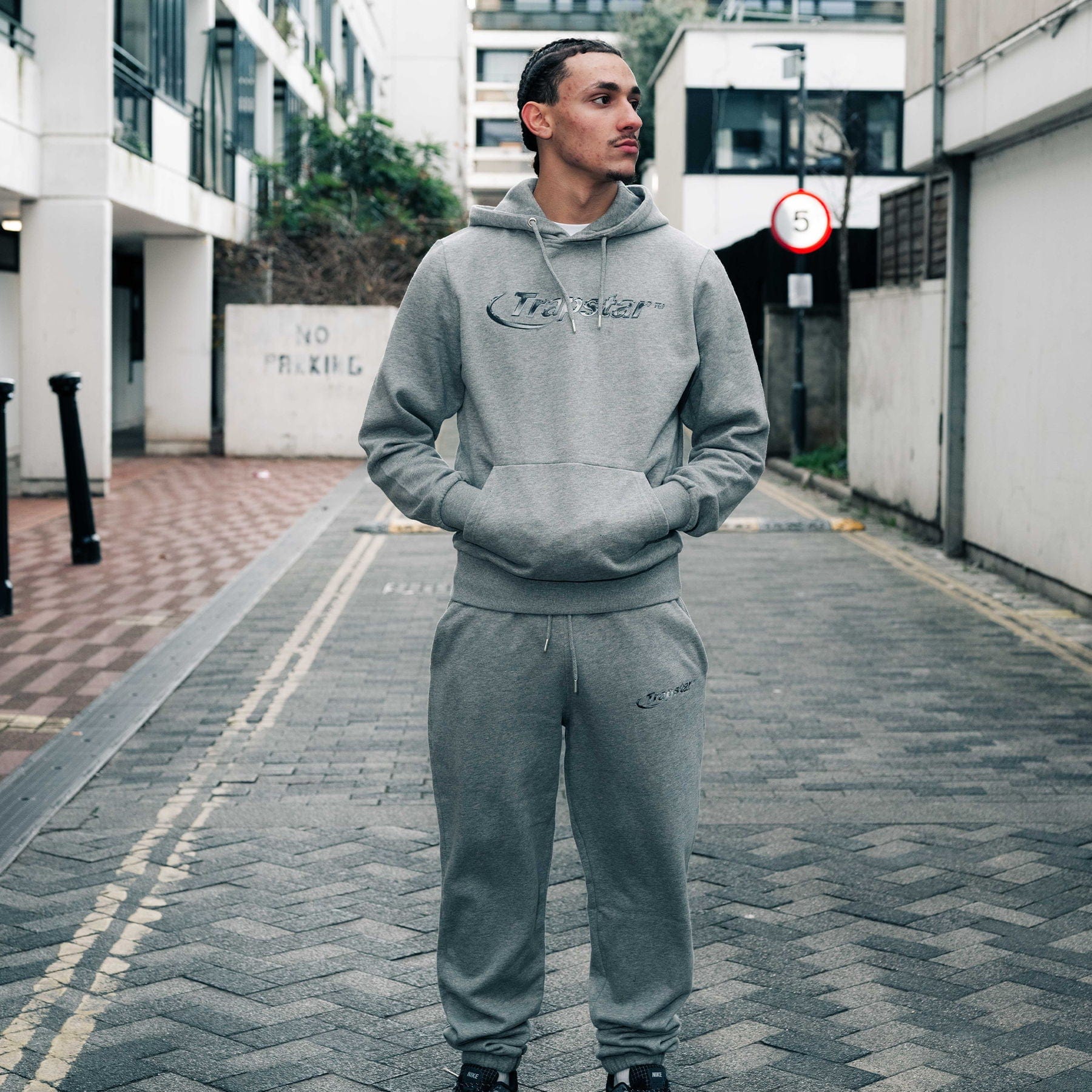 Trapstar Hyperdrive Monochrome Tracksuit 'Grey' - Image 2