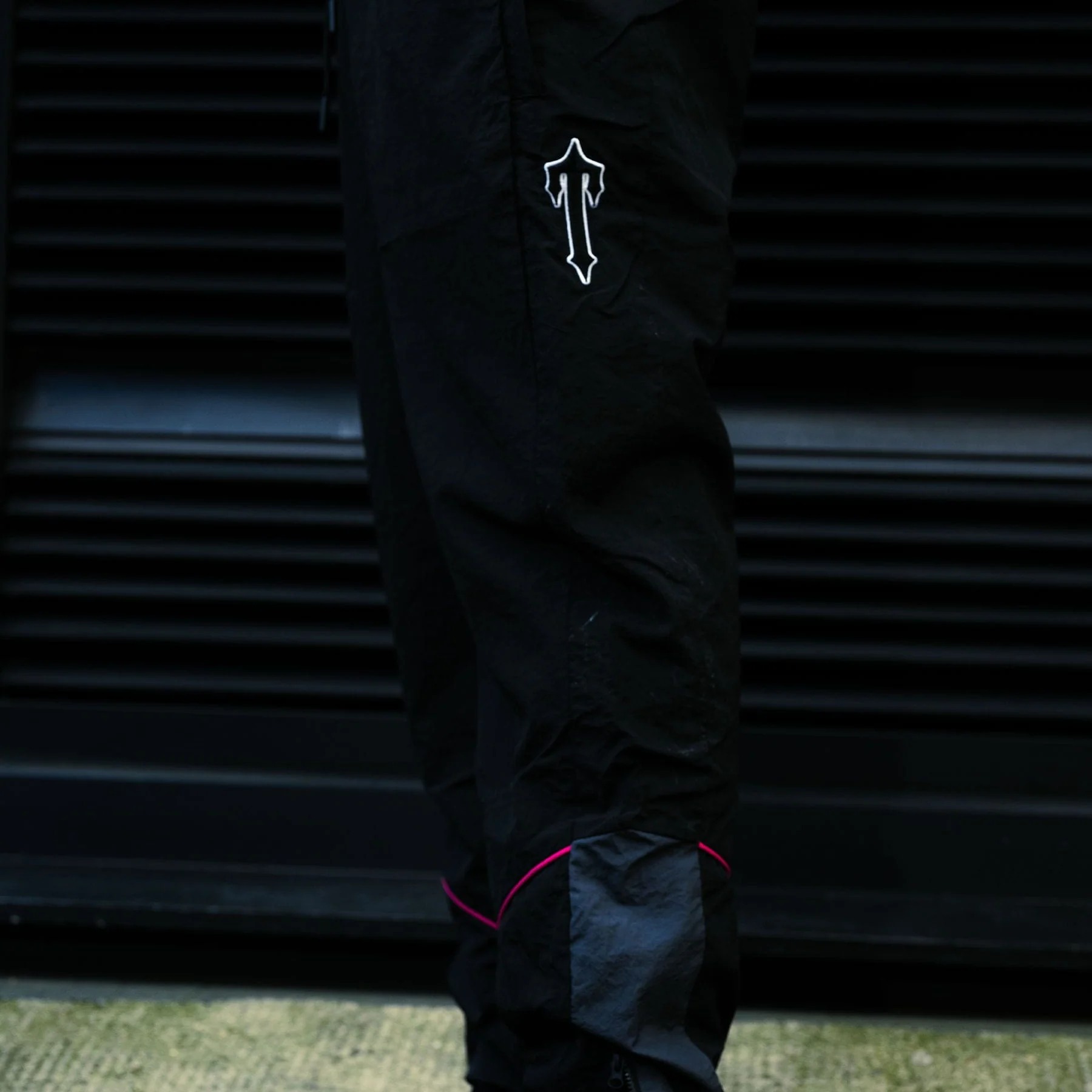 Trapstar Irongate Shell Tracksuit 'Black Pink' - Image 7
