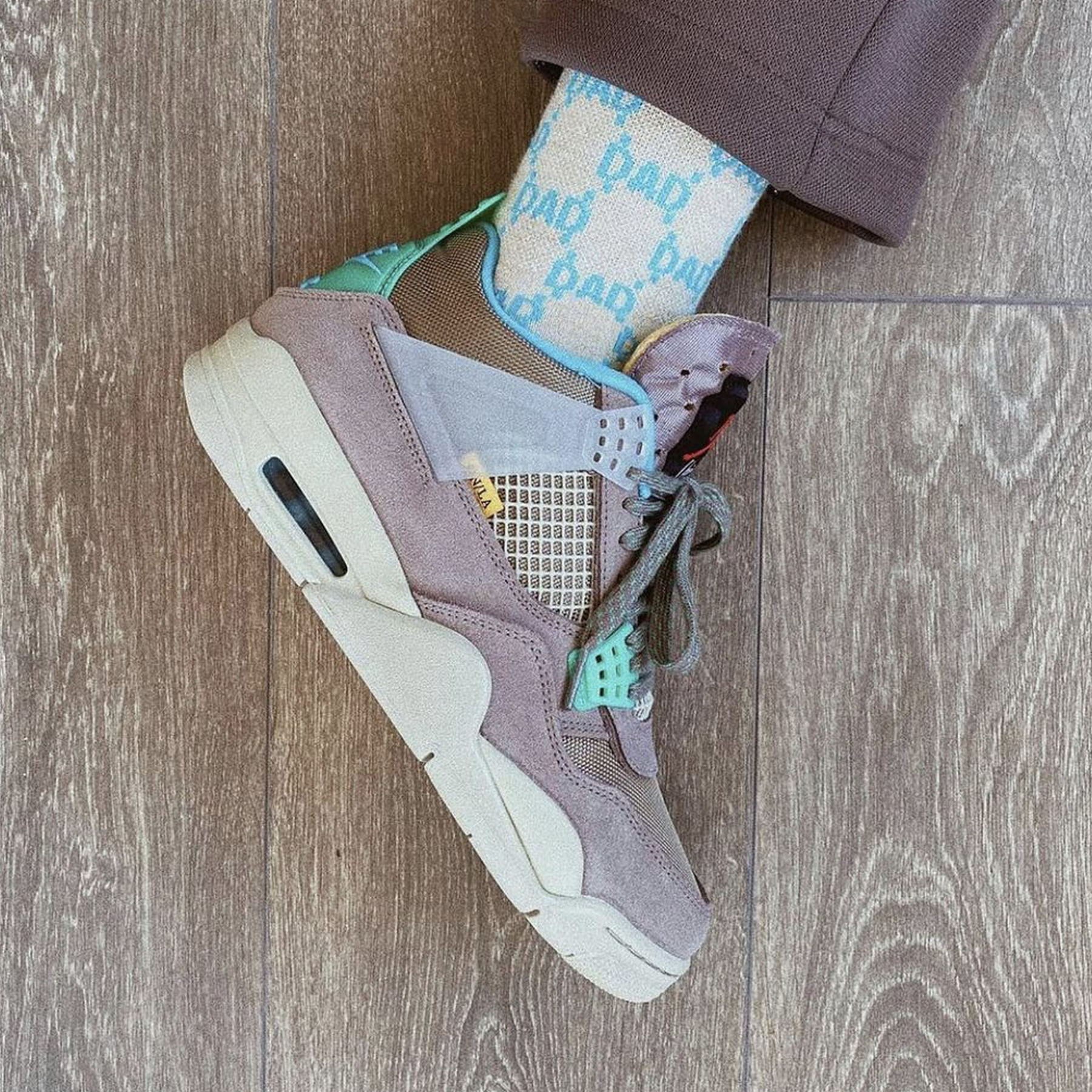 Union LA x Air Jordan 4 Retro 'Taupe Haze' - Image 6