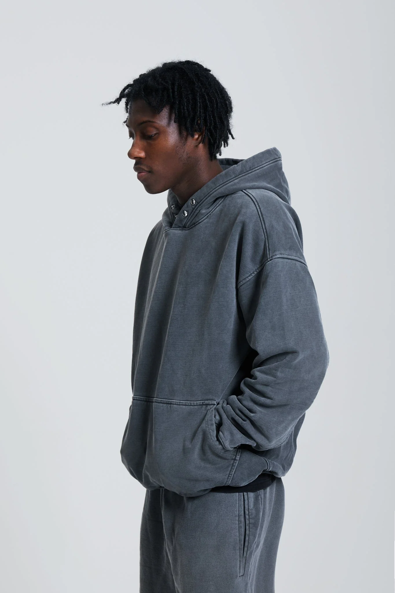 KAIZEN MARKET WASHED BLANK HOODIE CHARCOAL - Image 3