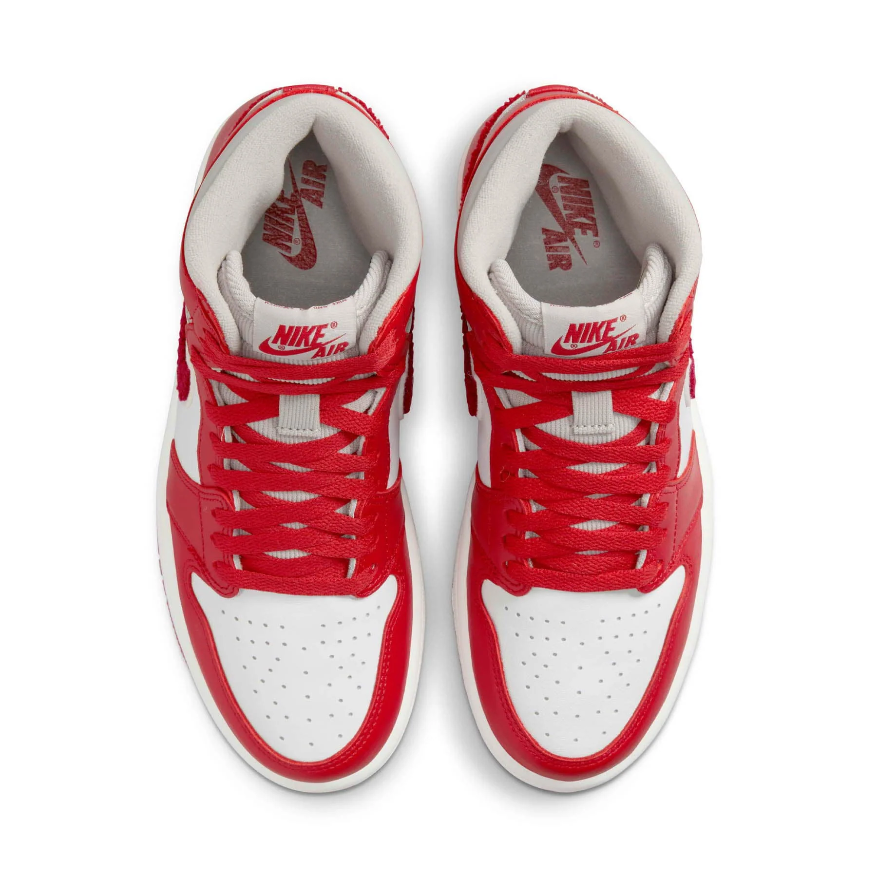 Air Jordan 1 High OG Wmns 'Newstalgia Chenille' - Image 3