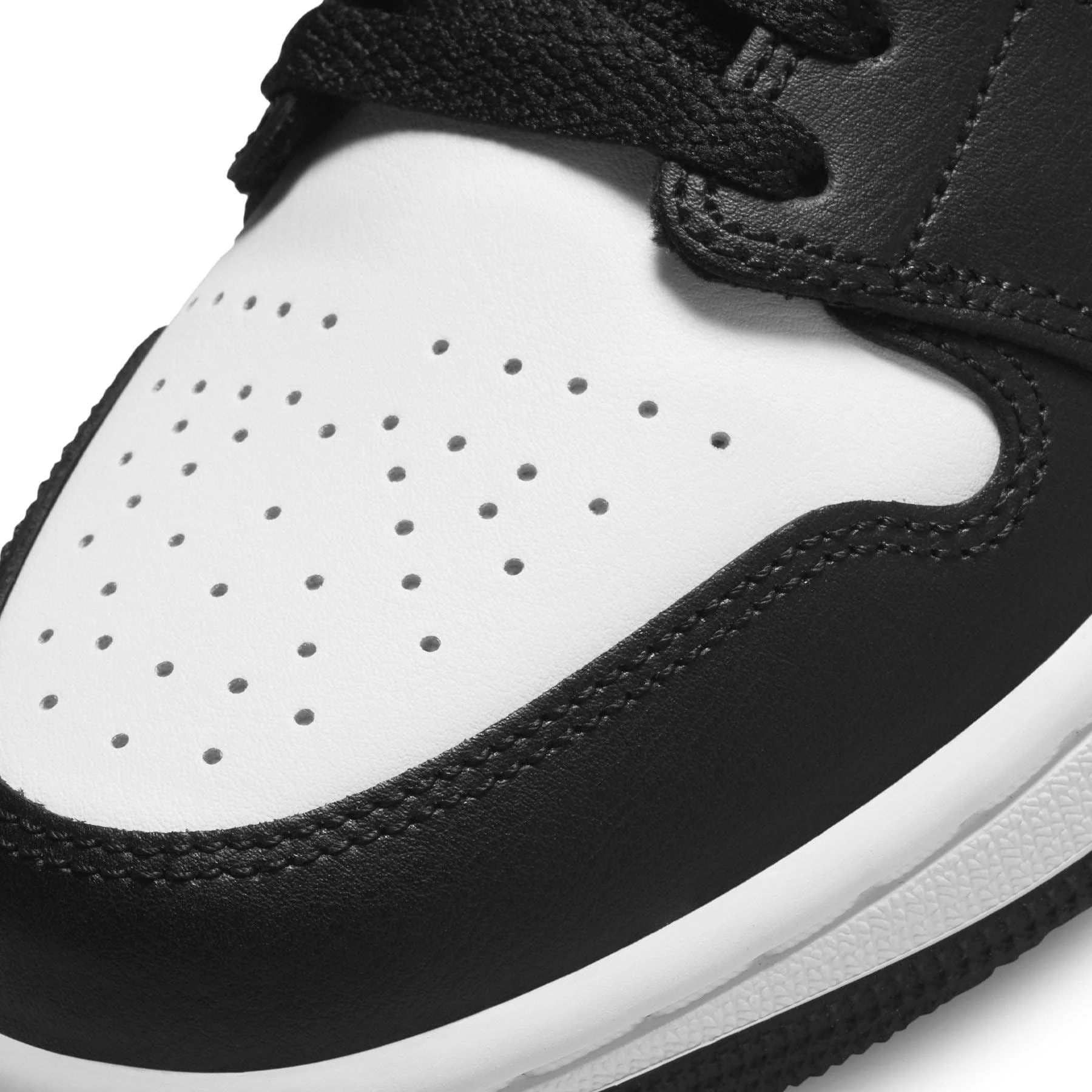 Air Jordan 1 Low Wmns 'Black University Blue' - Image 6